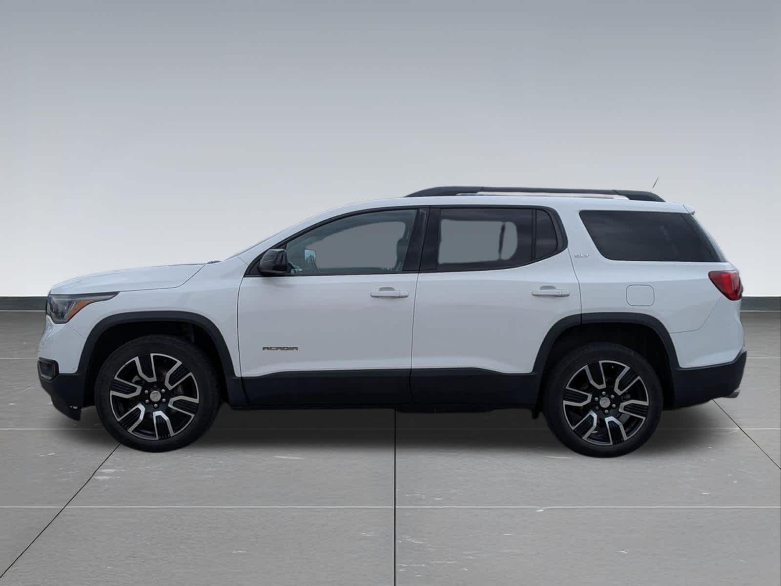 Thumbnail: 2019 GMC Acadia - 3