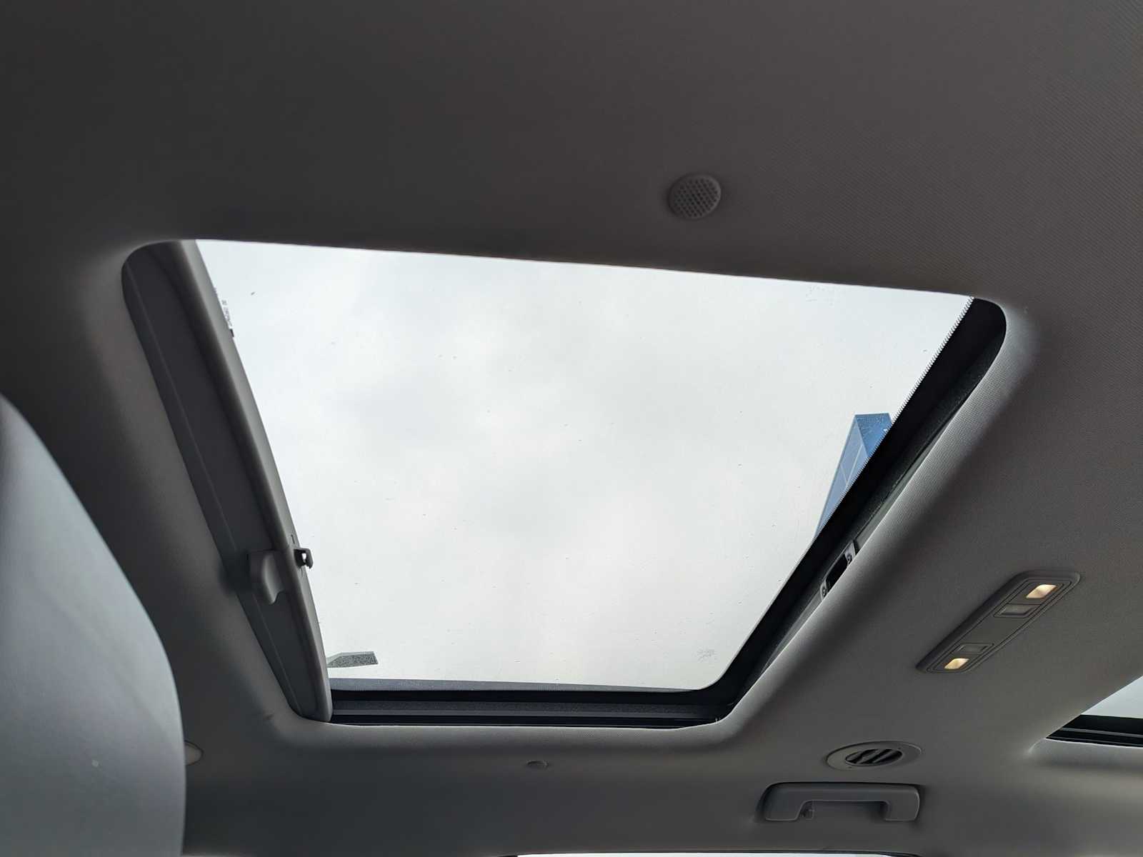 Thumbnail: 2019 GMC Acadia - 21