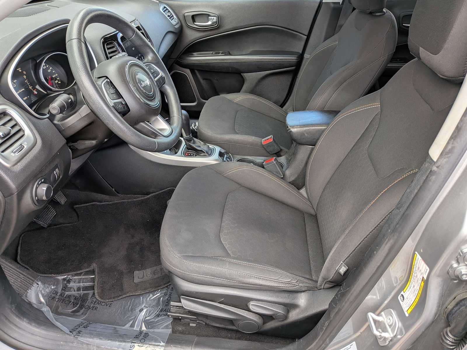 Thumbnail: 2018 Jeep Compass - 10