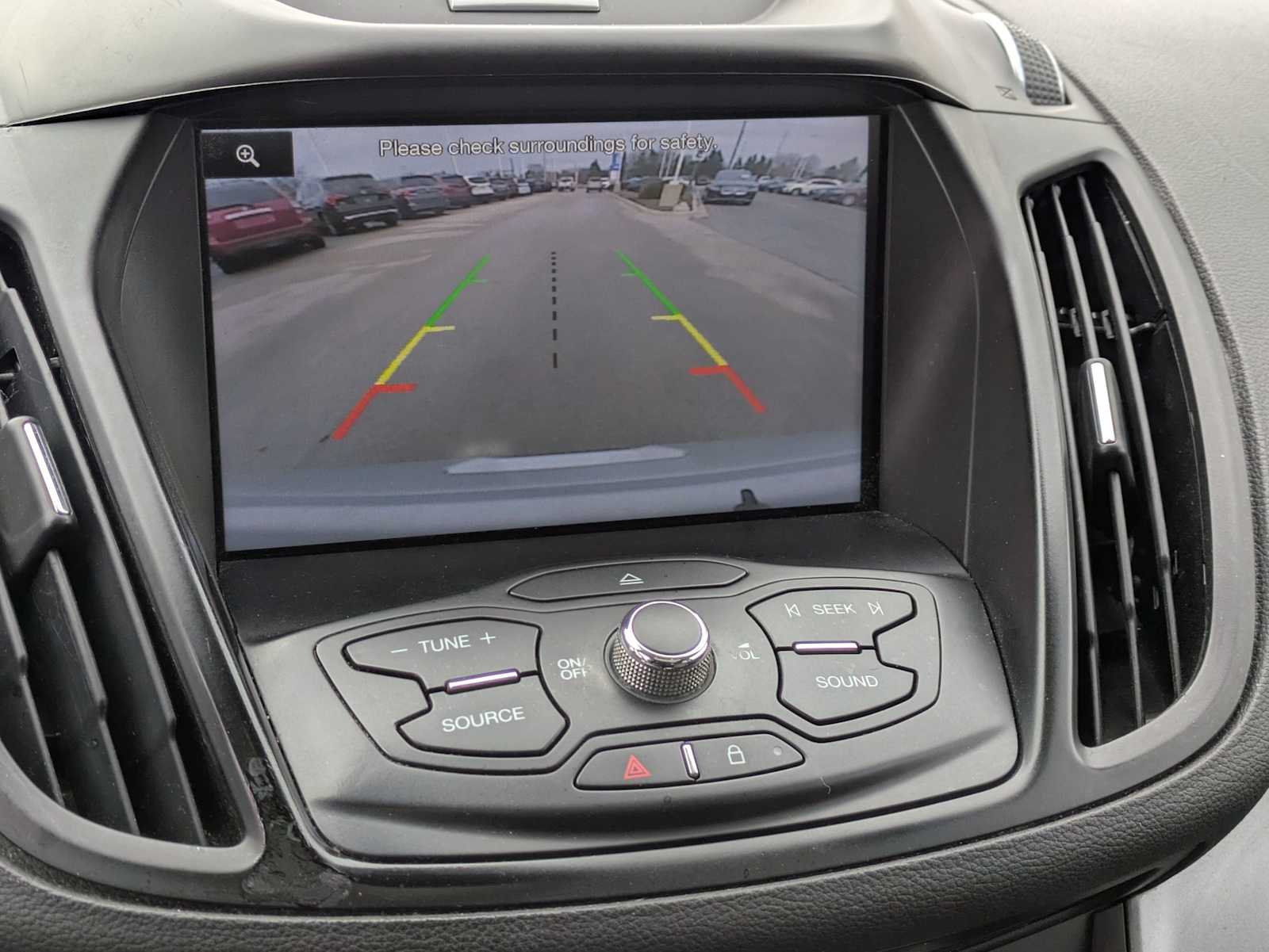 Thumbnail: 2015 Ford Escape - 28