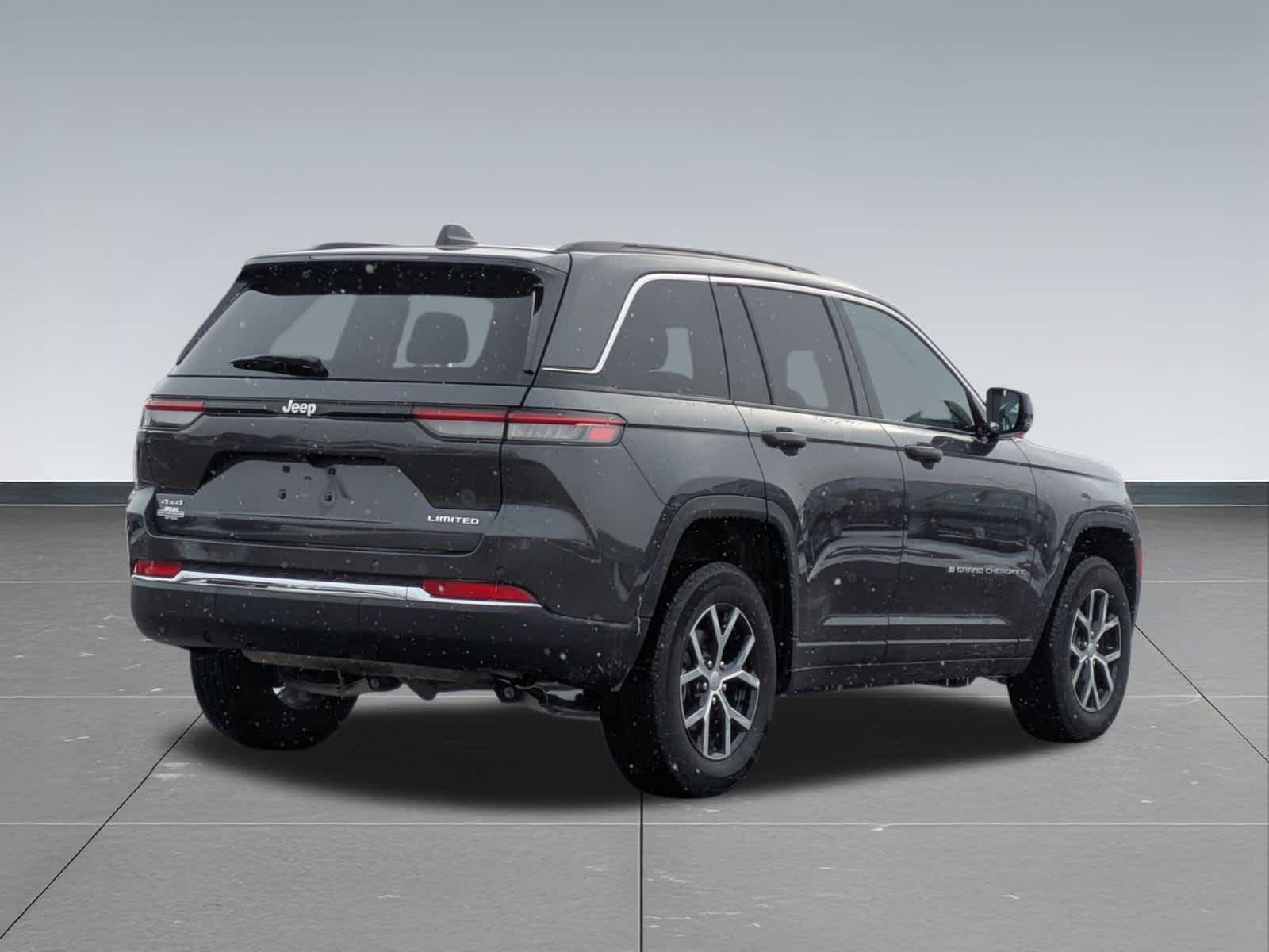 Thumbnail: 2025 Jeep Grand Cherokee - 6