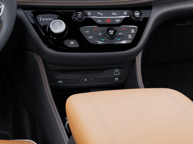 Thumbnail: 2026 Chrysler Pacifica - 24