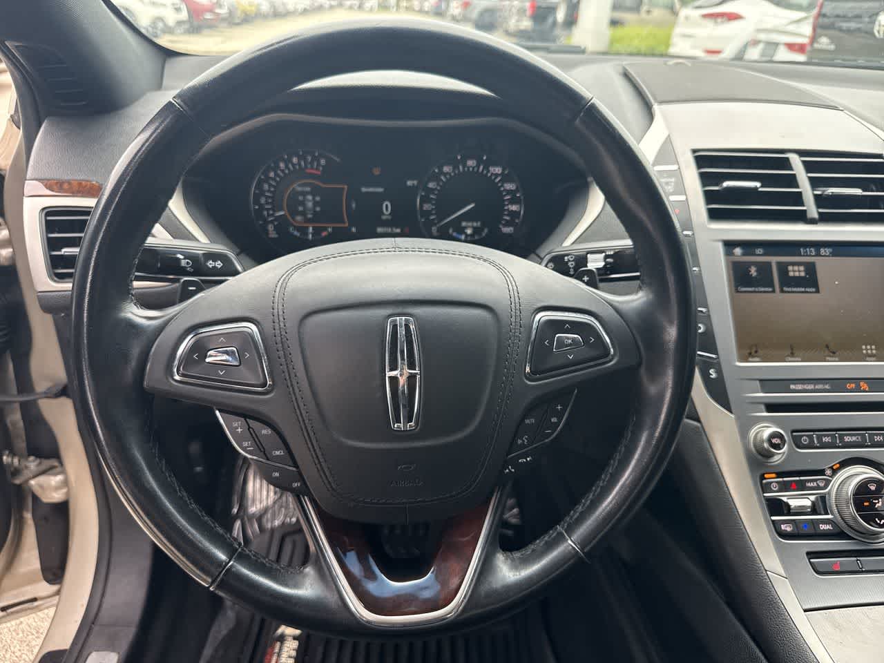 Thumbnail: 2017 Lincoln MKZ - 23