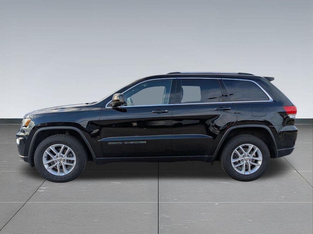 Used 2017 Jeep Grand Cherokee Laredo 4x4 SUV