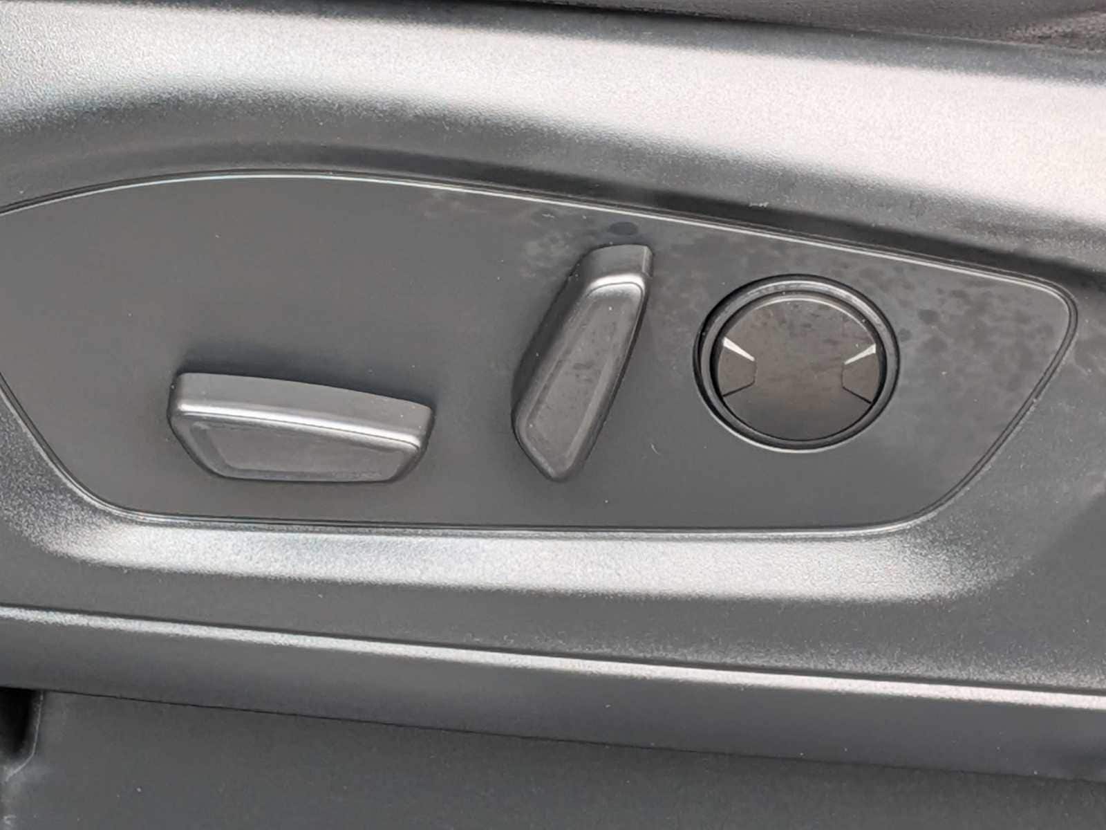 Thumbnail: 2024 Ford Explorer - 14