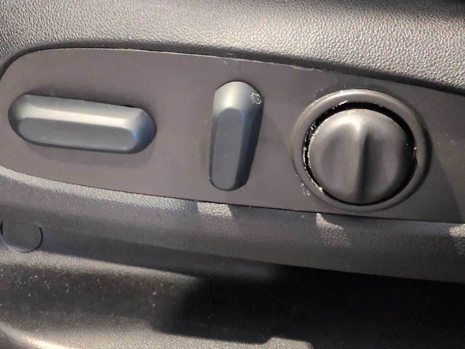 Thumbnail: 2022 Chevrolet Blazer - 17