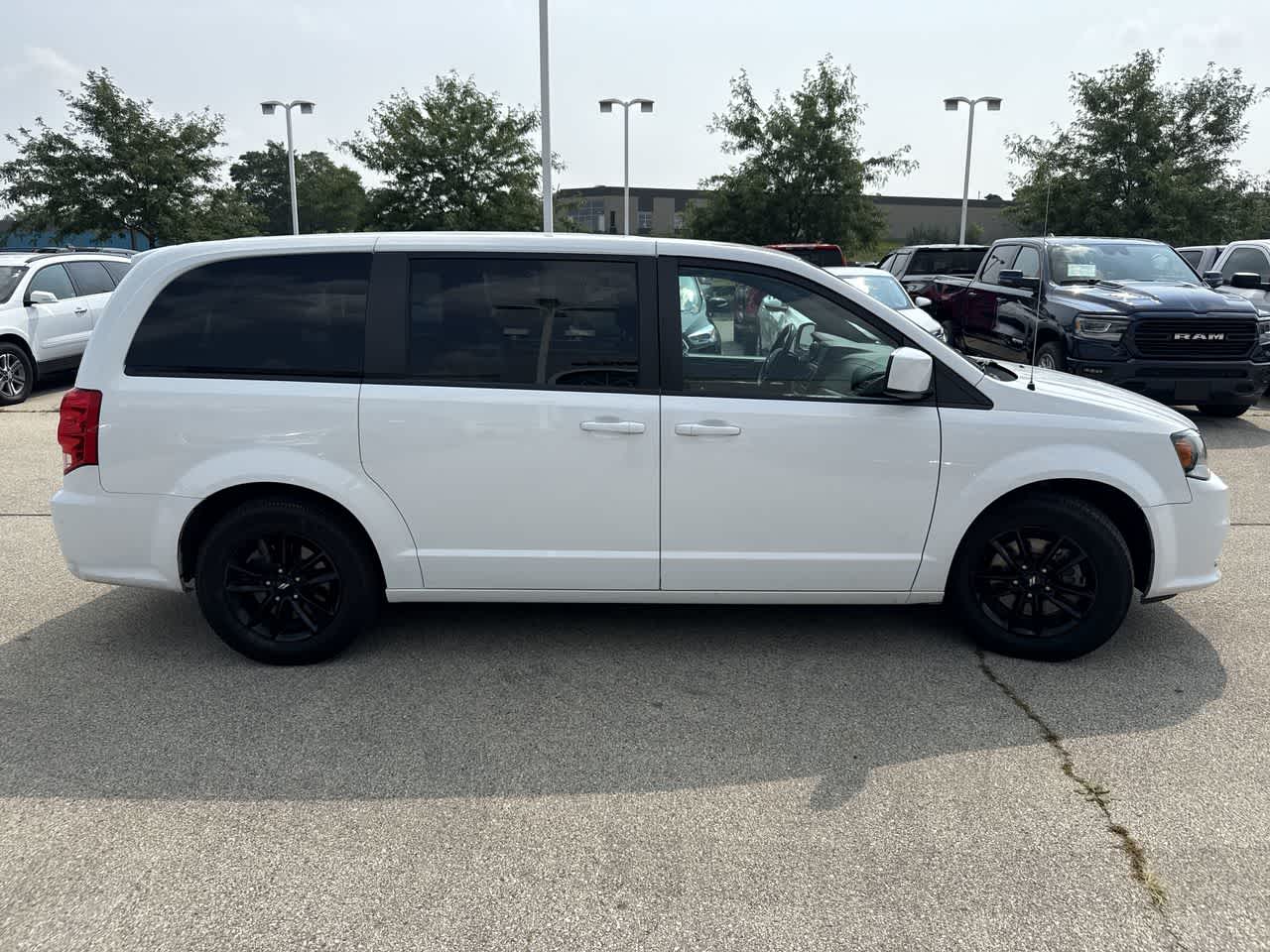 Thumbnail: 2019 Dodge Grand Caravan - 7