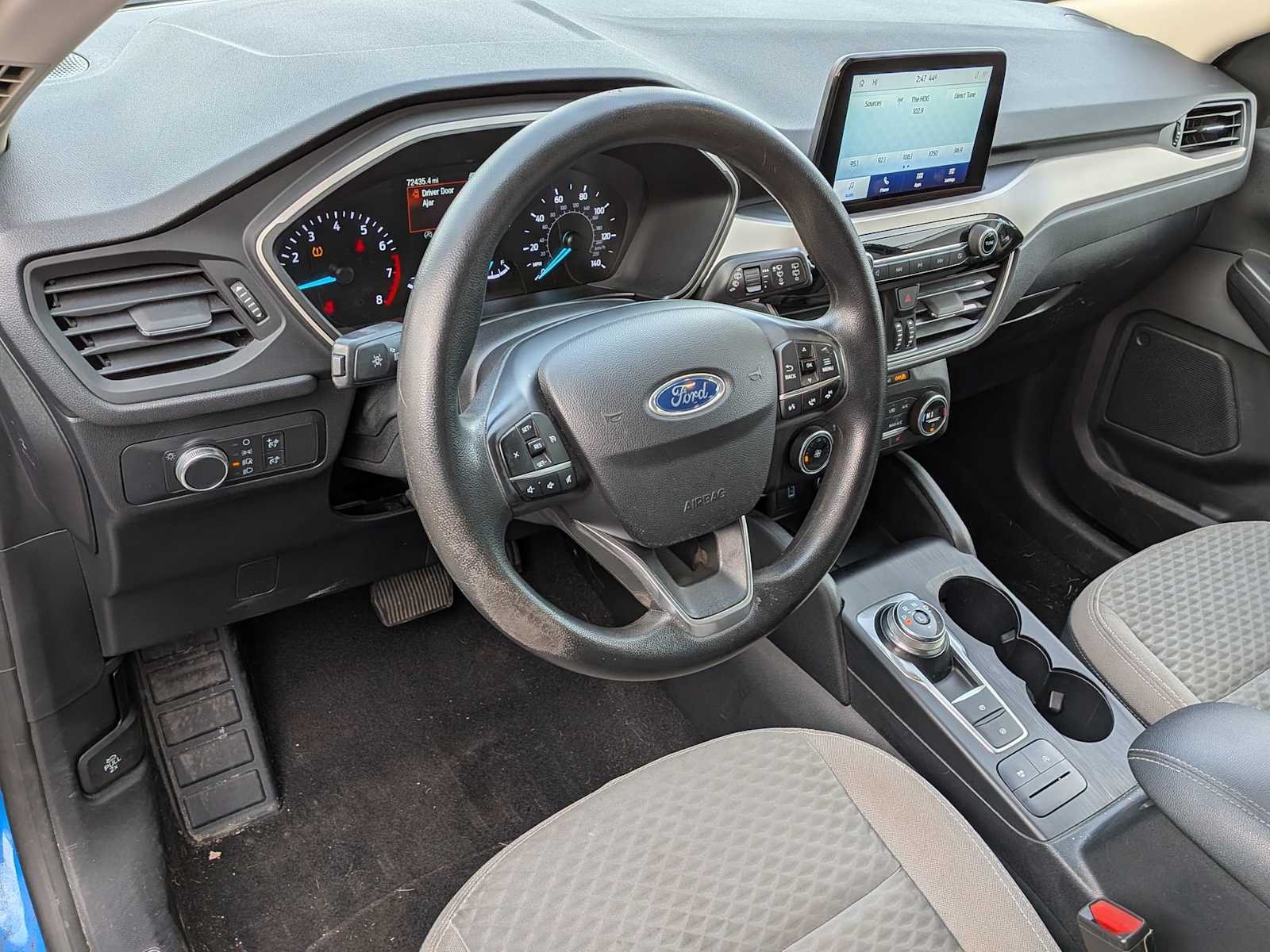 2020 Ford Escape SE photo 2