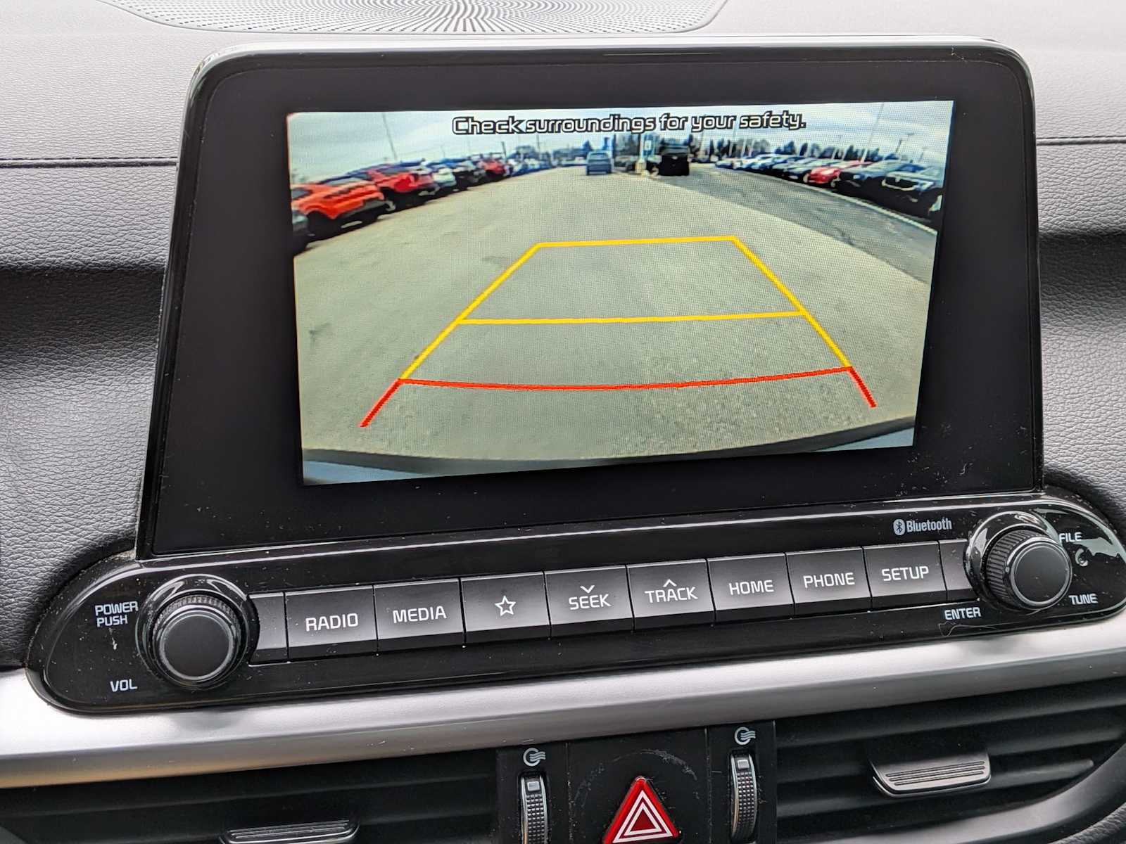 Thumbnail: 2020 Kia Forte - 27