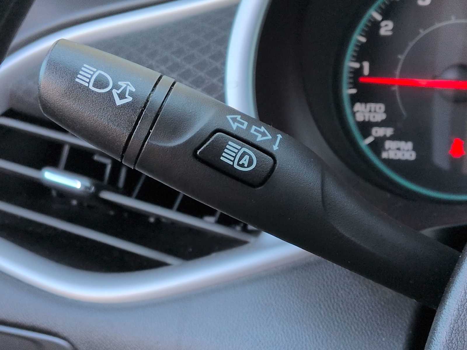 Thumbnail: 2023 Chevrolet Malibu - 24