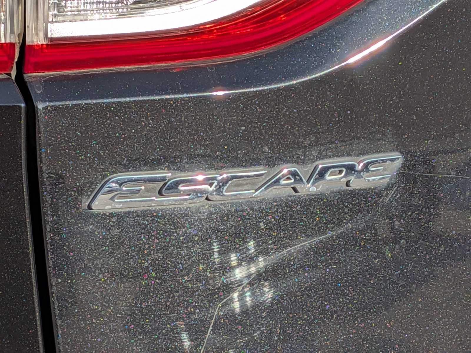 Thumbnail: 2015 Ford Escape - 9