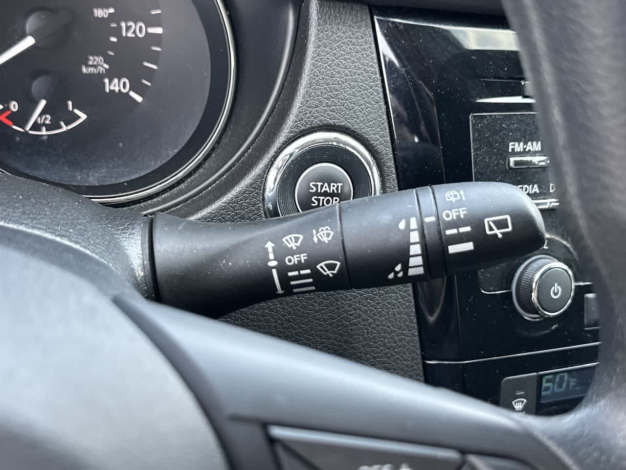 2017 Nissan Rogue Sport SV 30