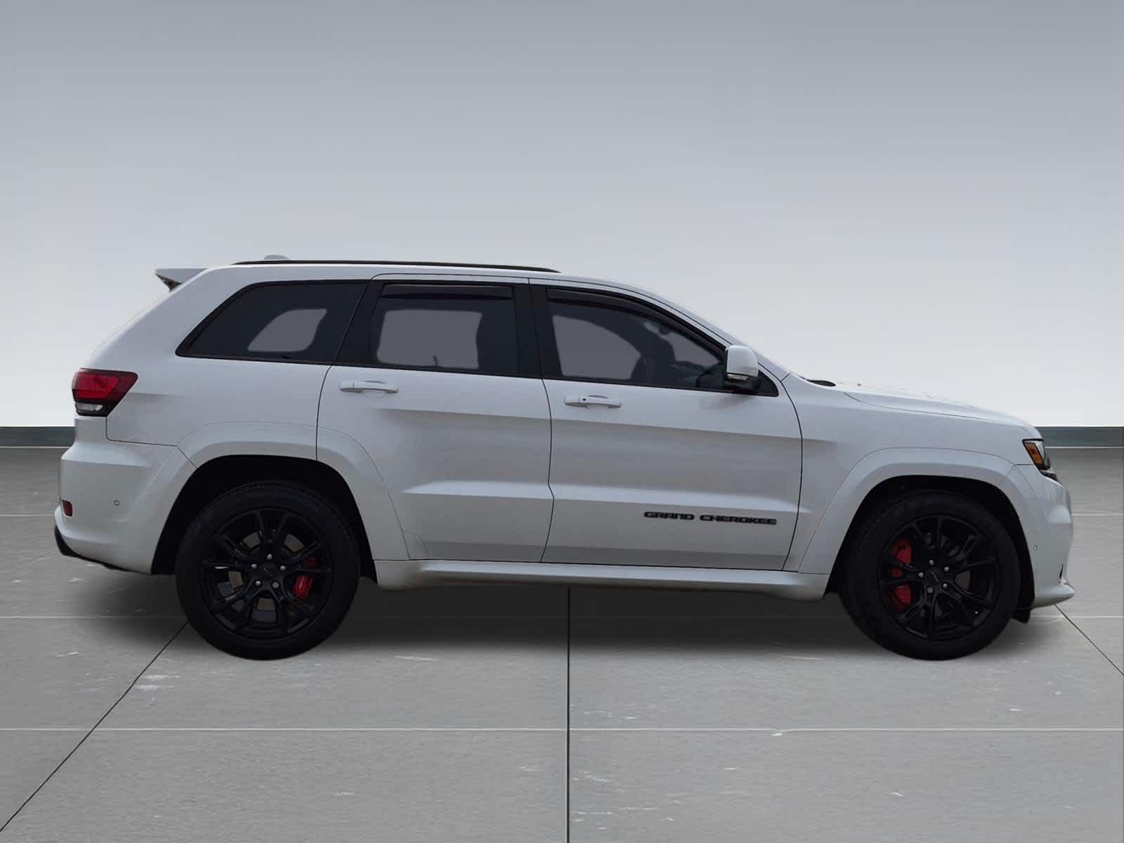 Thumbnail: 2017 Jeep Grand Cherokee - 7