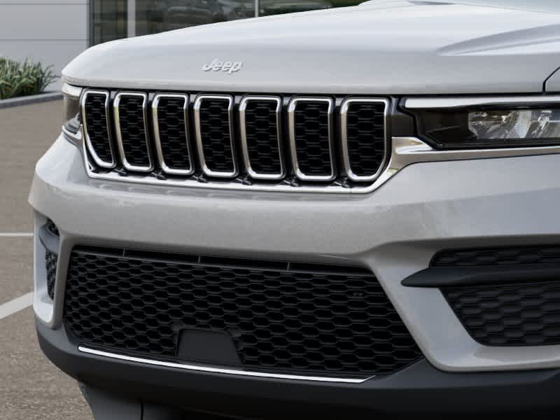 Thumbnail: 2025 Jeep Grand Cherokee - 11