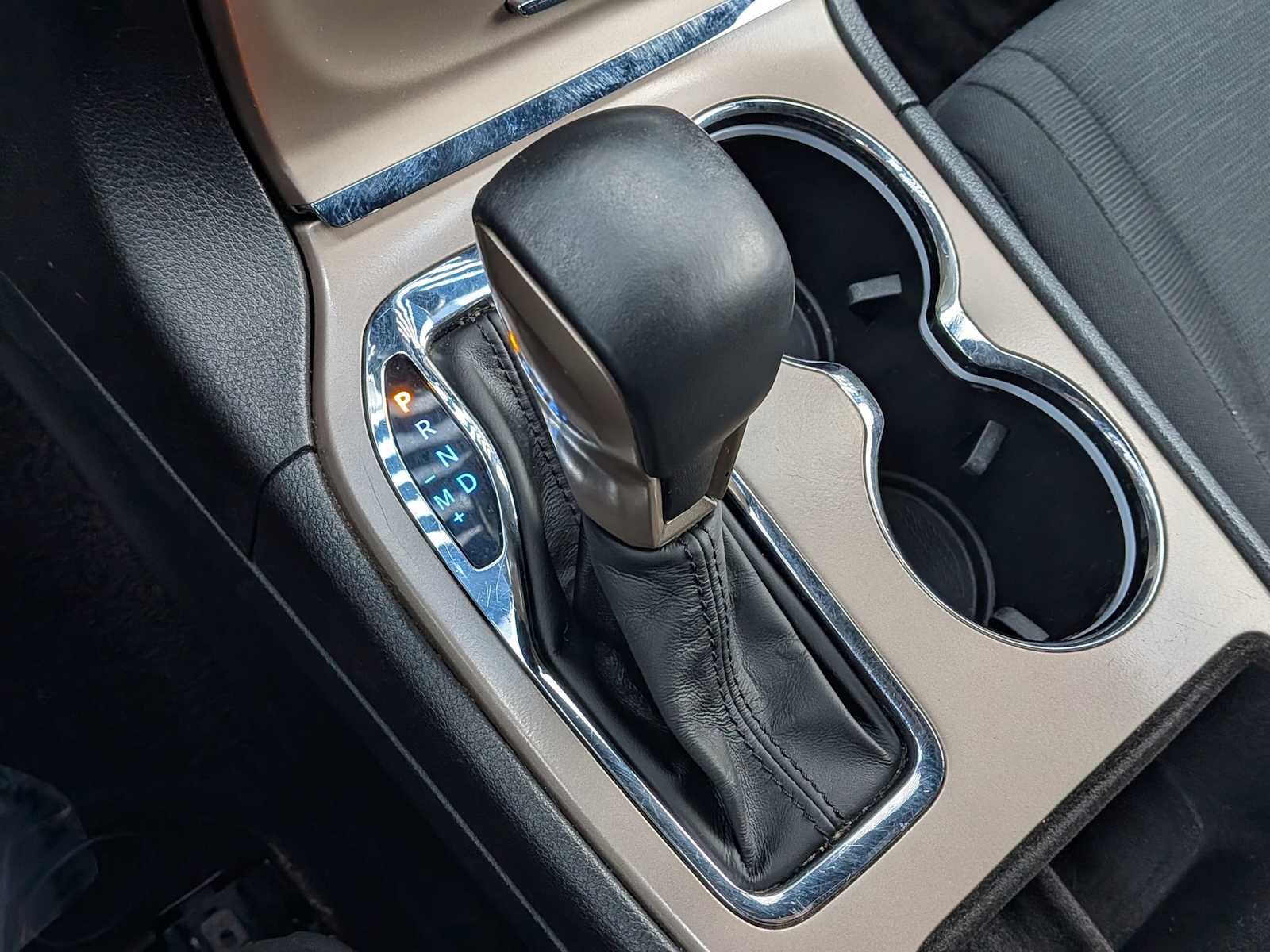 Thumbnail: 2017 Jeep Grand Cherokee - 25