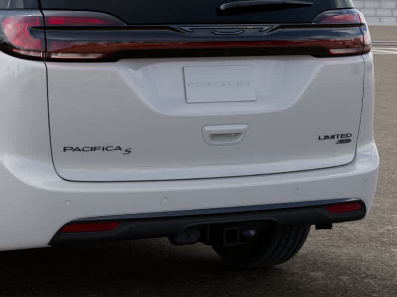 Thumbnail: 2027 Chrysler Pacifica - 13