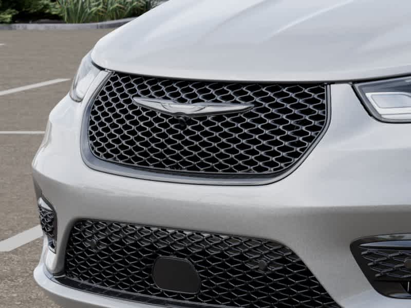 Thumbnail: 2026 Chrysler Pacifica - 11