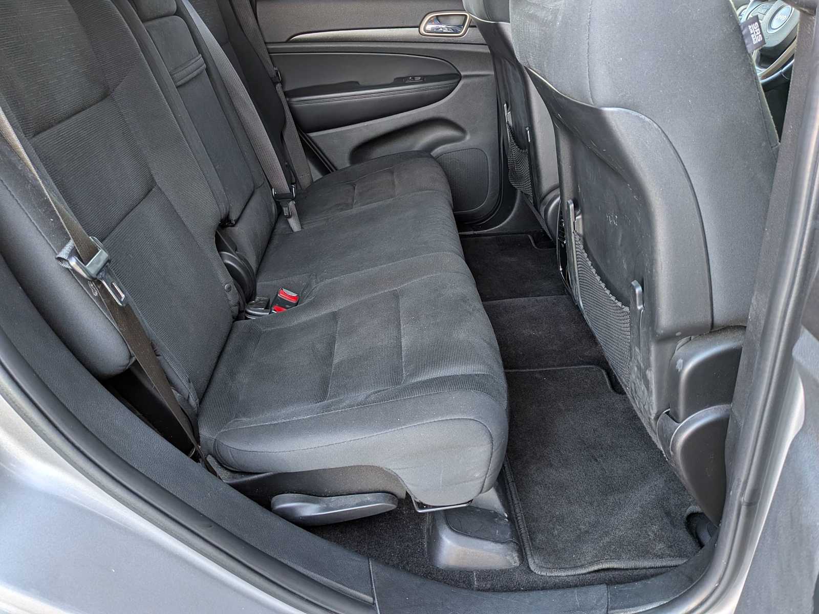 Thumbnail: 2017 Jeep Grand Cherokee - 19