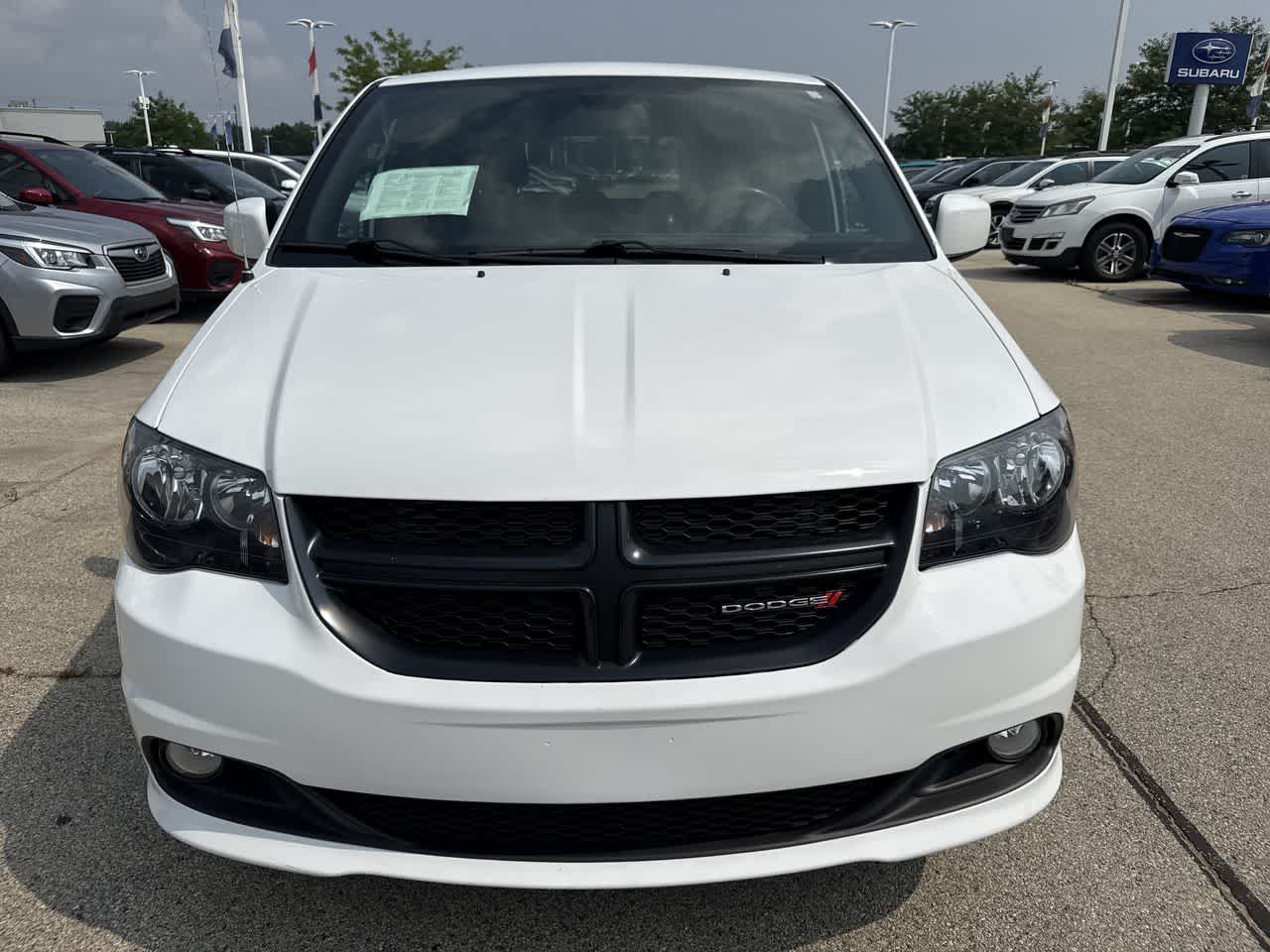 Thumbnail: 2019 Dodge Grand Caravan - 9