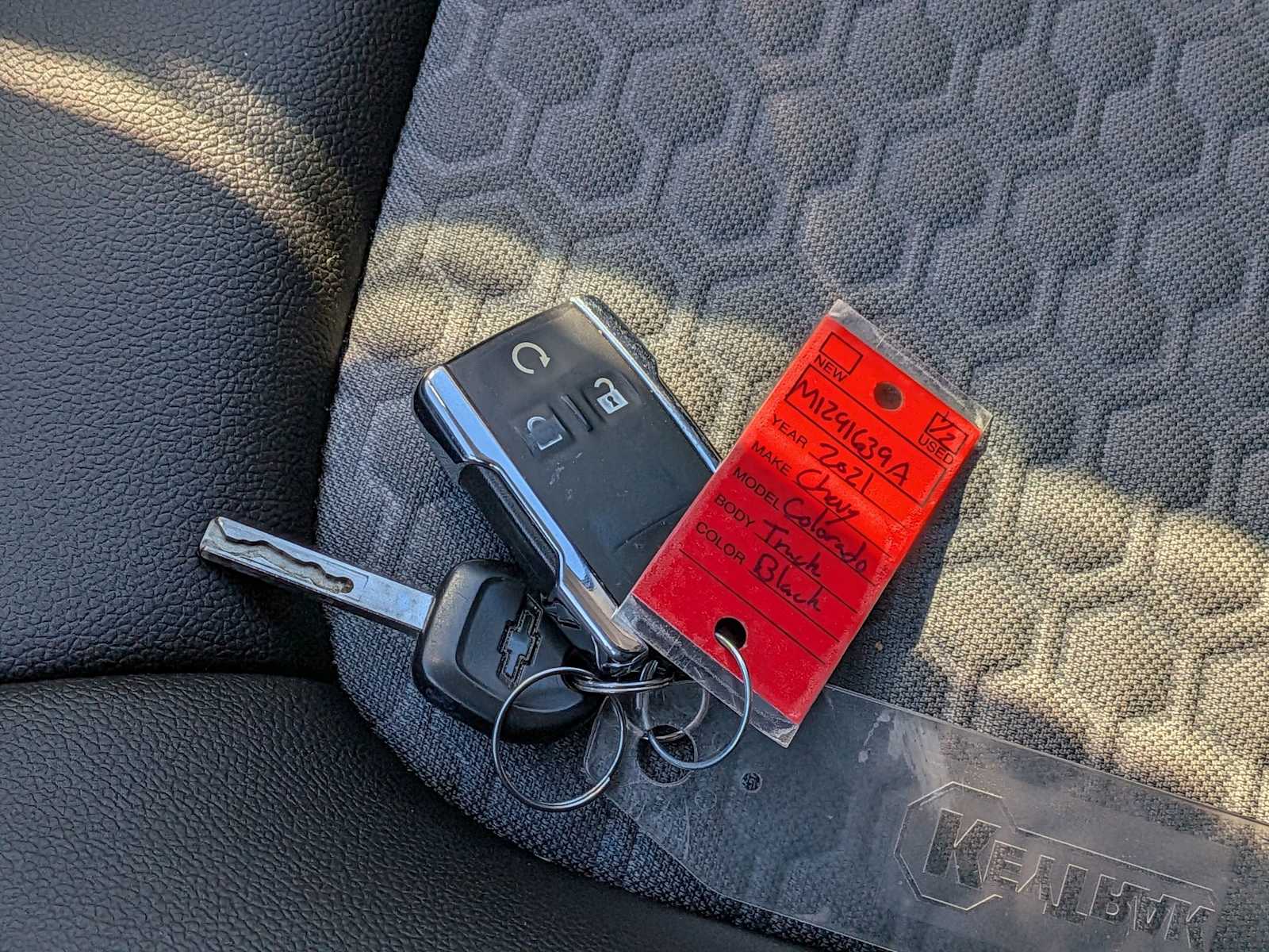 Thumbnail: 2021 Chevrolet Colorado - 27