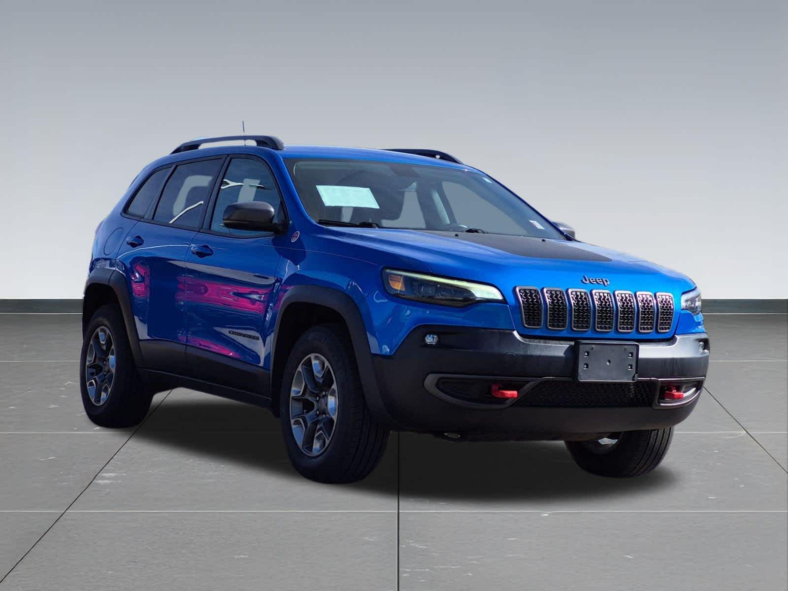 Thumbnail: 2019 Jeep Cherokee - 8