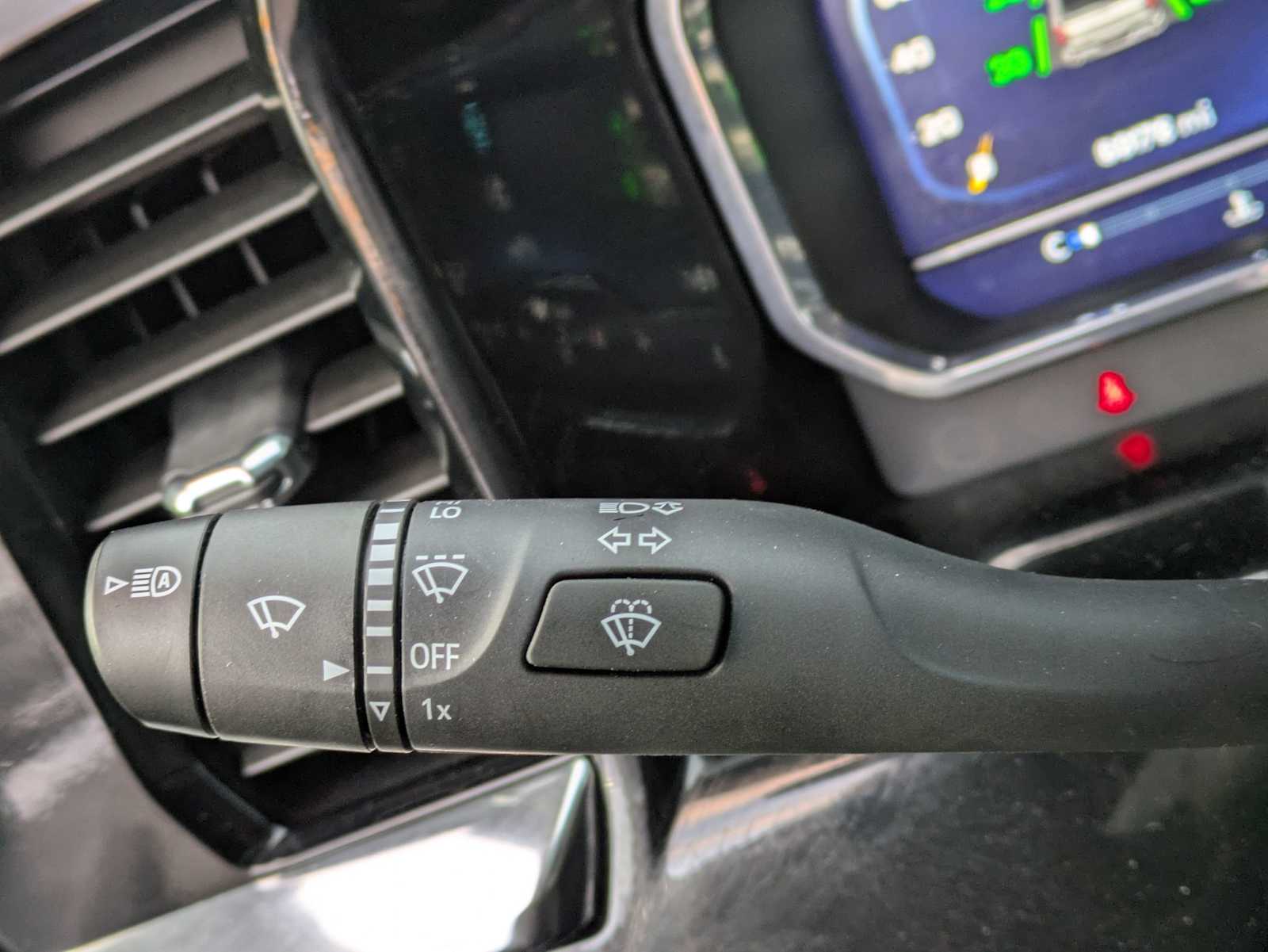 Thumbnail: 2023 Chevrolet Silverado 1500 - 23