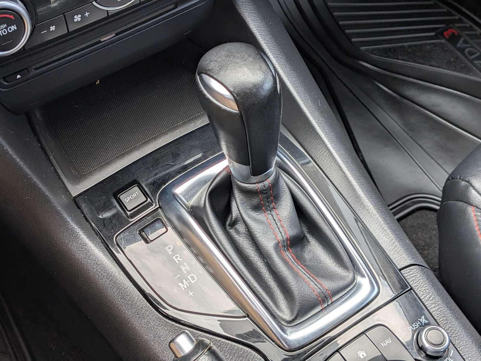 Thumbnail: 2014 Mazda Mazda3 - 24