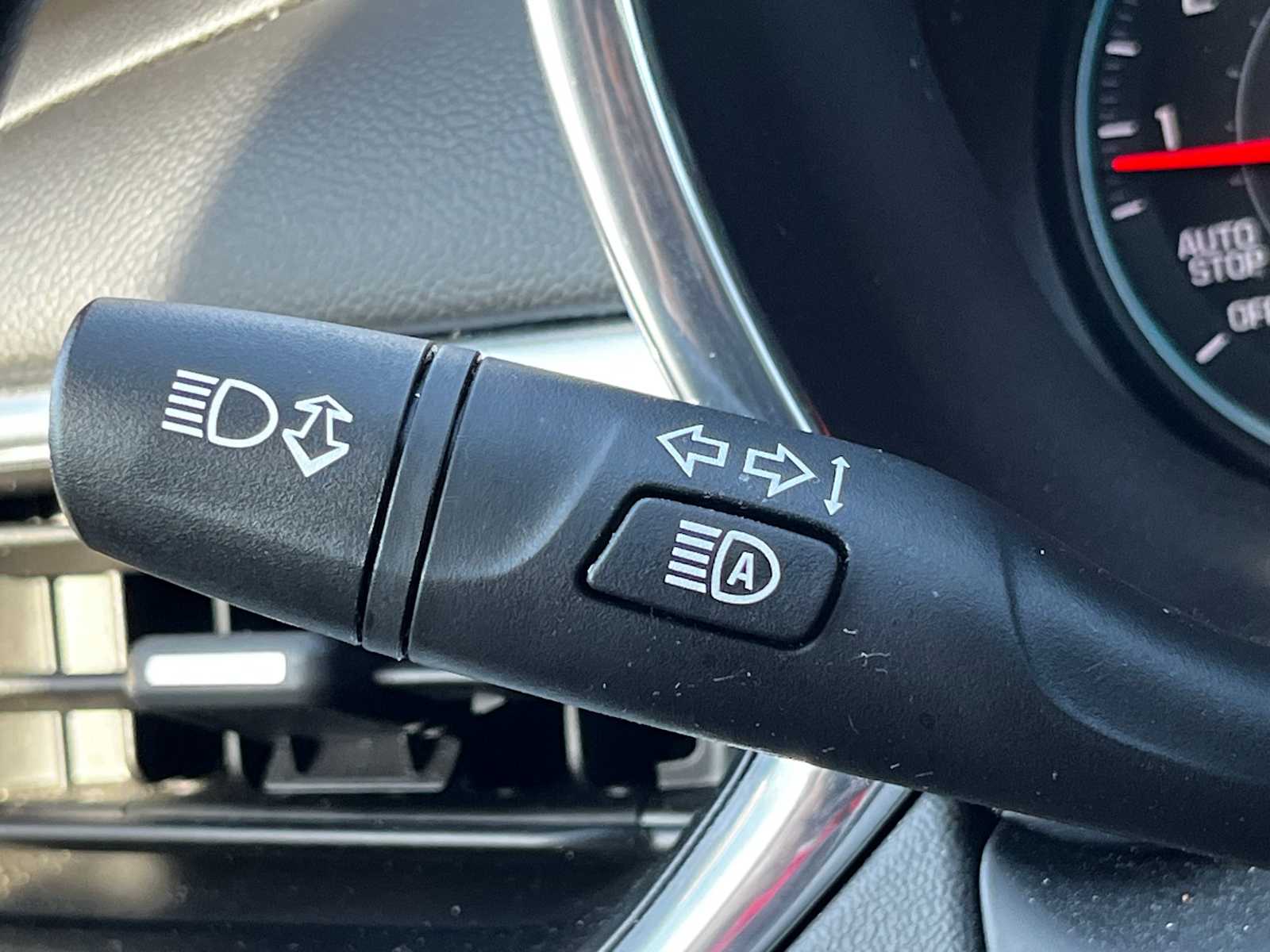 Thumbnail: 2023 Chevrolet Equinox - 25