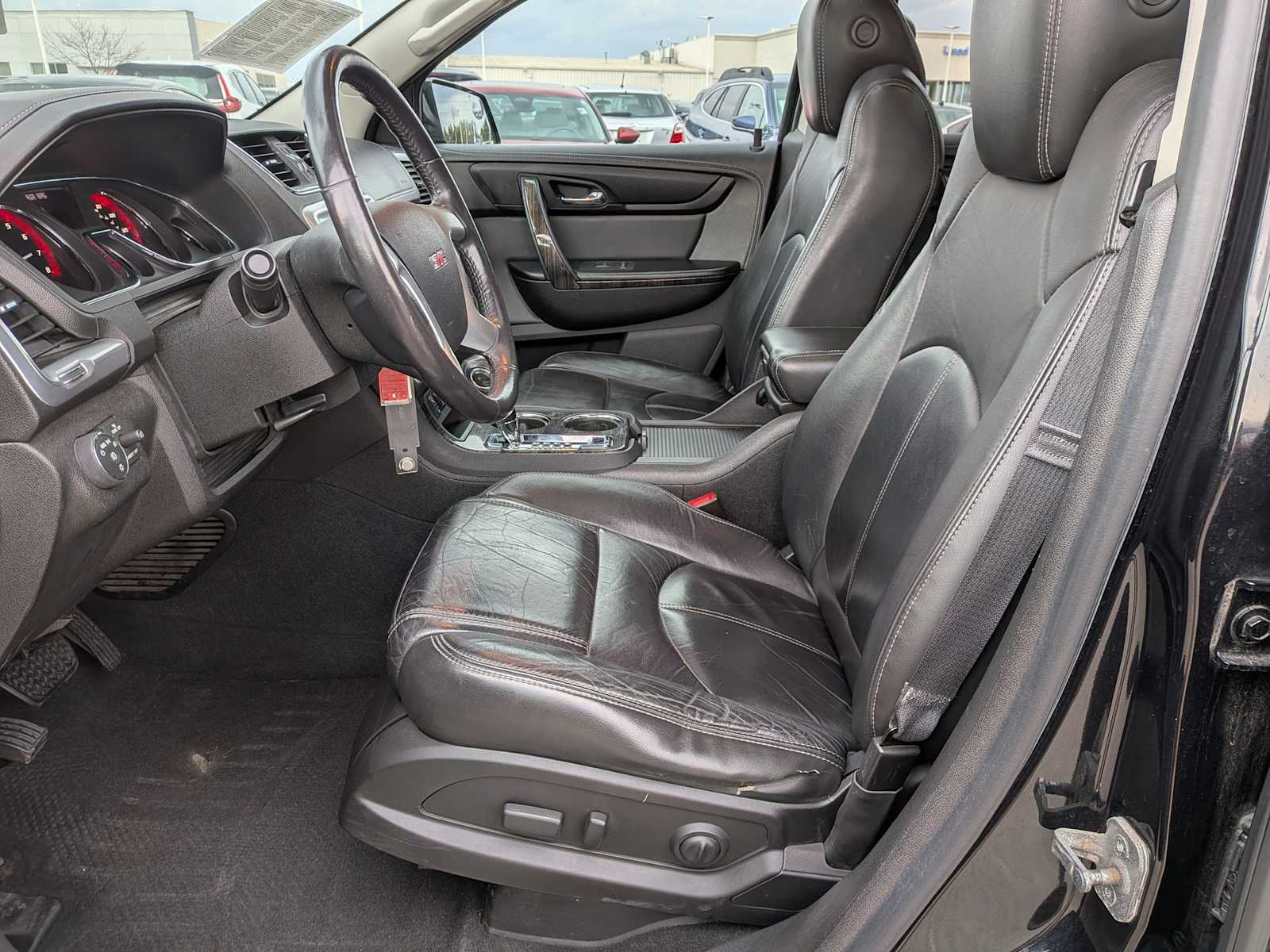 Thumbnail: 2014 GMC Acadia - 15