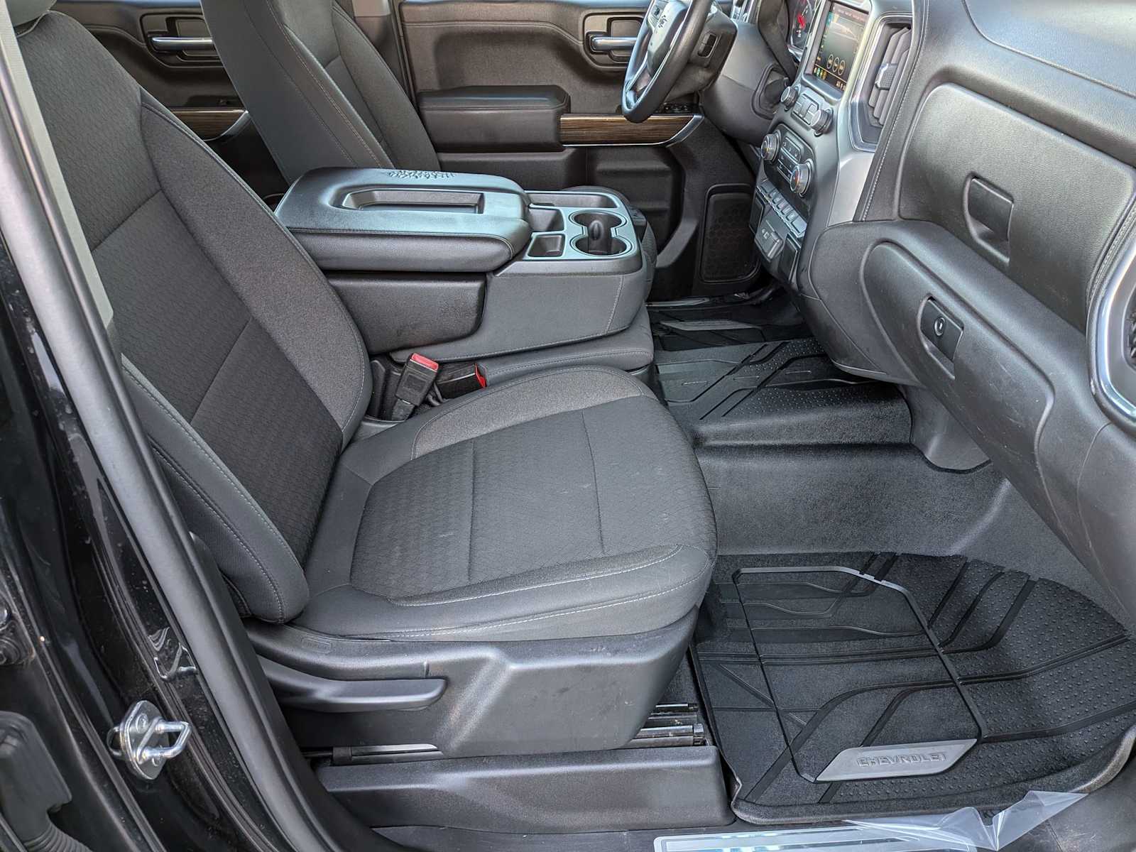 Thumbnail: 2020 Chevrolet Silverado 1500 - 19