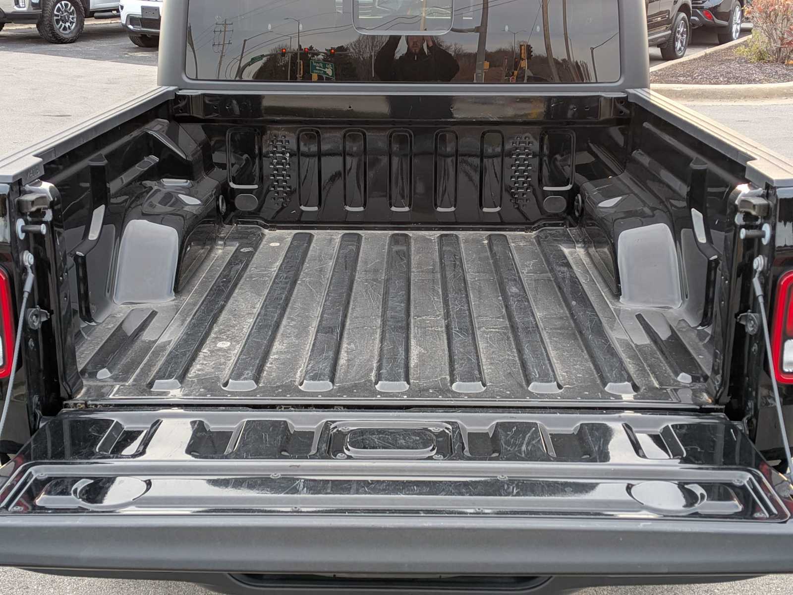 Thumbnail: 2023 Jeep Gladiator - 30