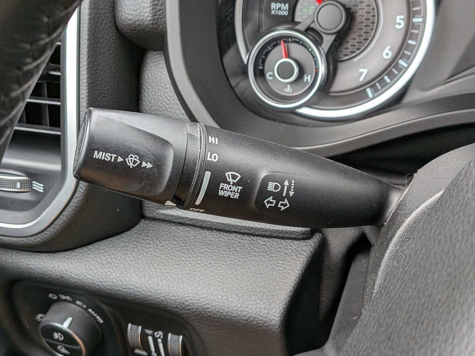 Thumbnail: 2019 RAM 1500 - 25