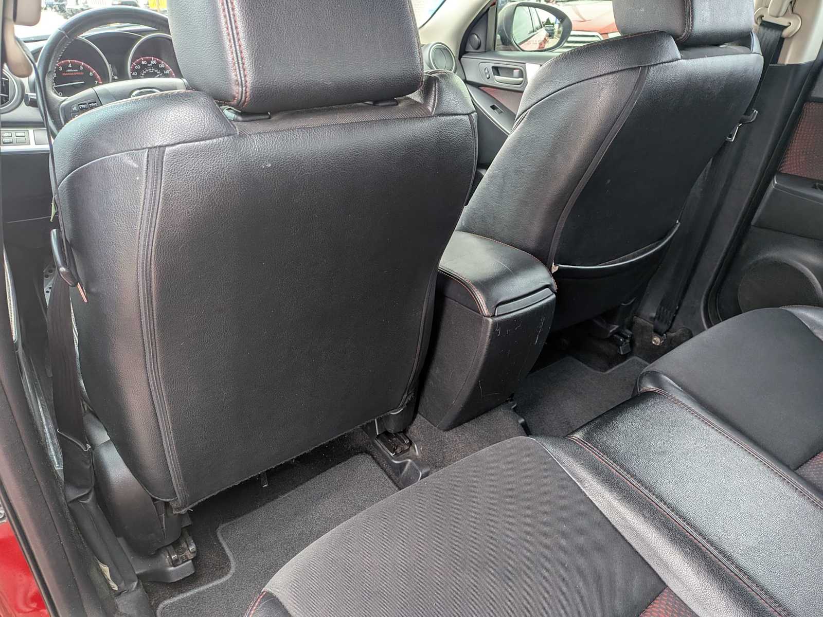 Thumbnail: 2012 Mazda Mazda3 - 16