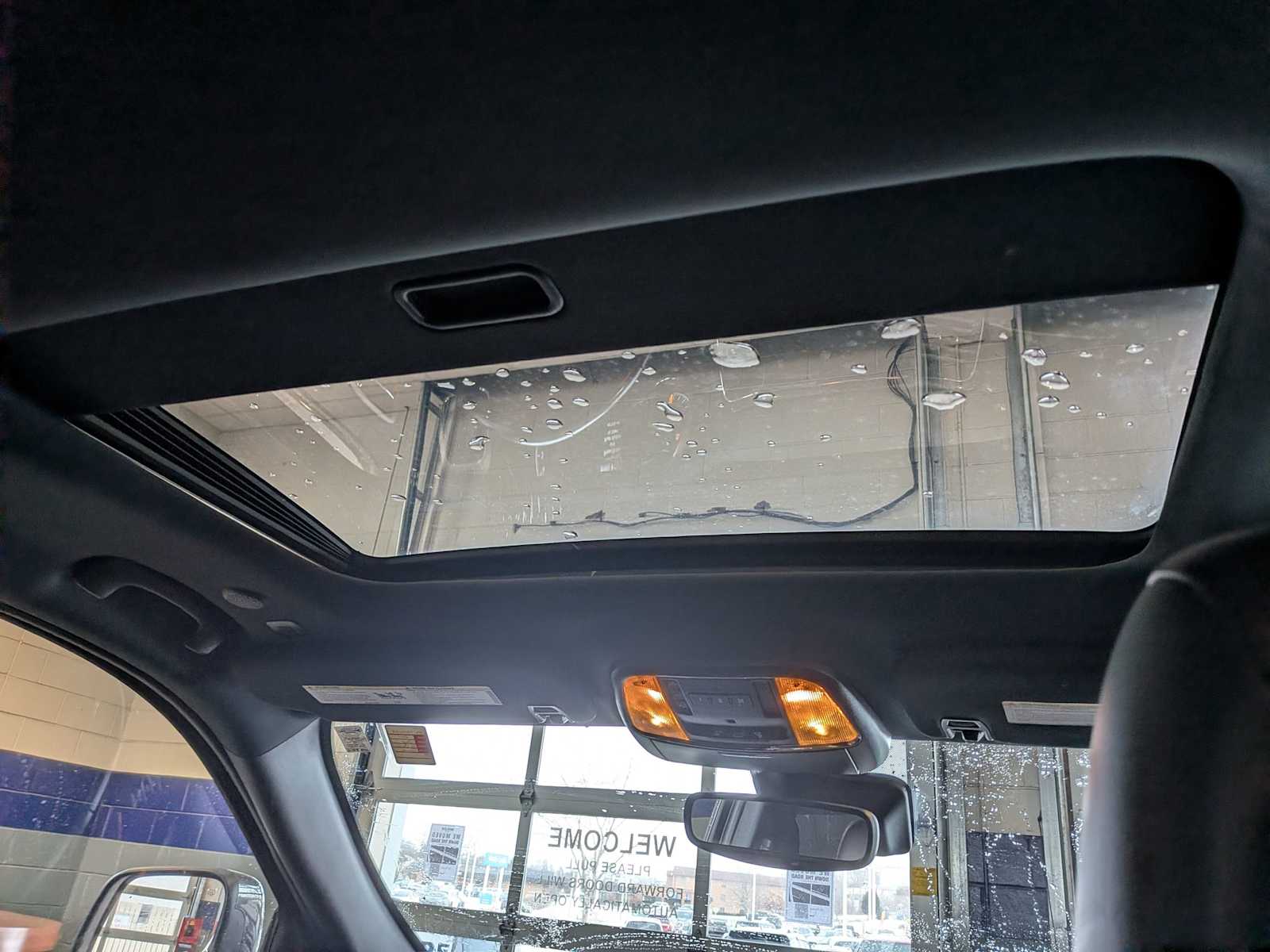 Thumbnail: 2021 Jeep Grand Cherokee - 21