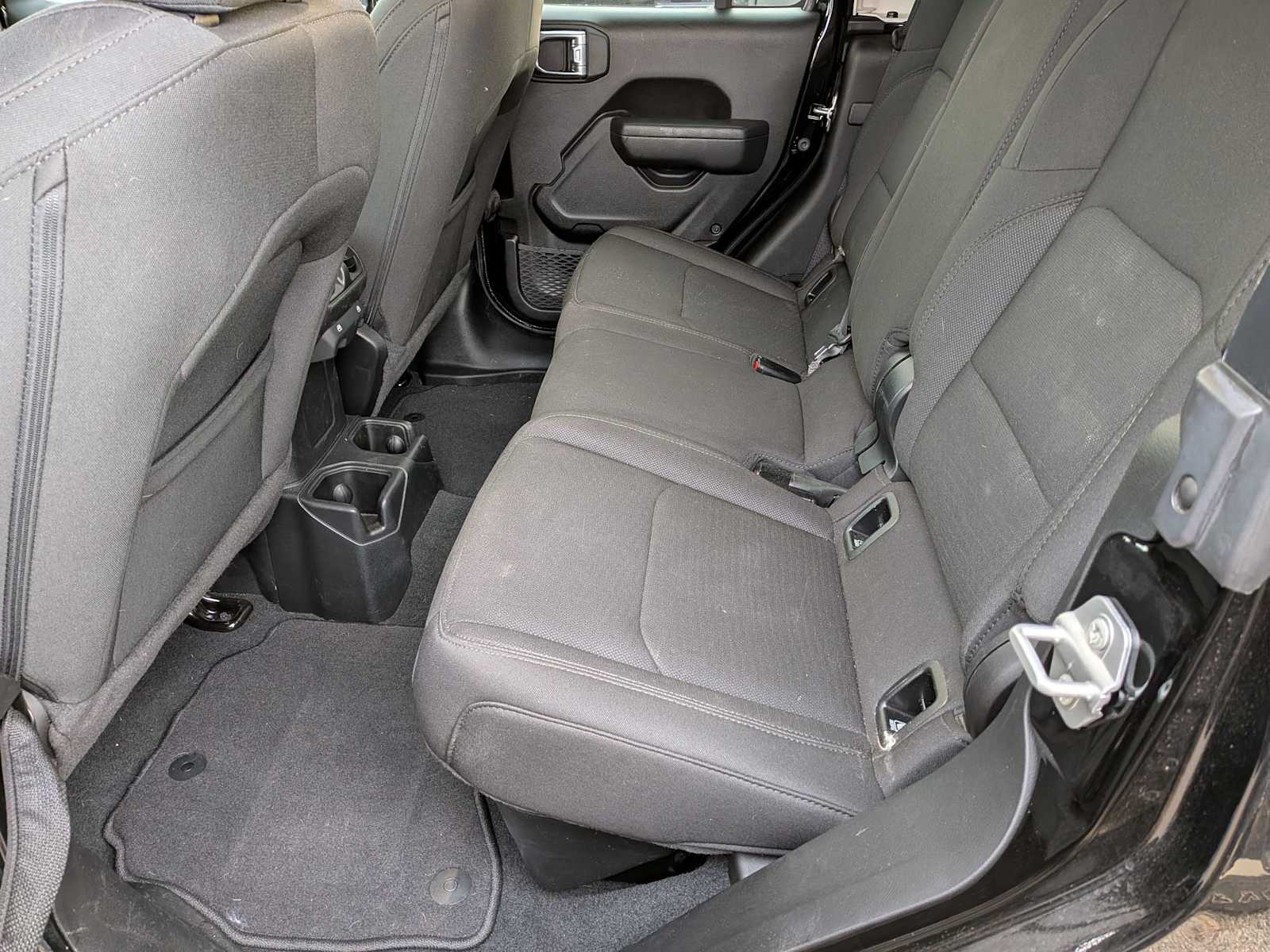 Thumbnail: 2023 Jeep Gladiator - 16