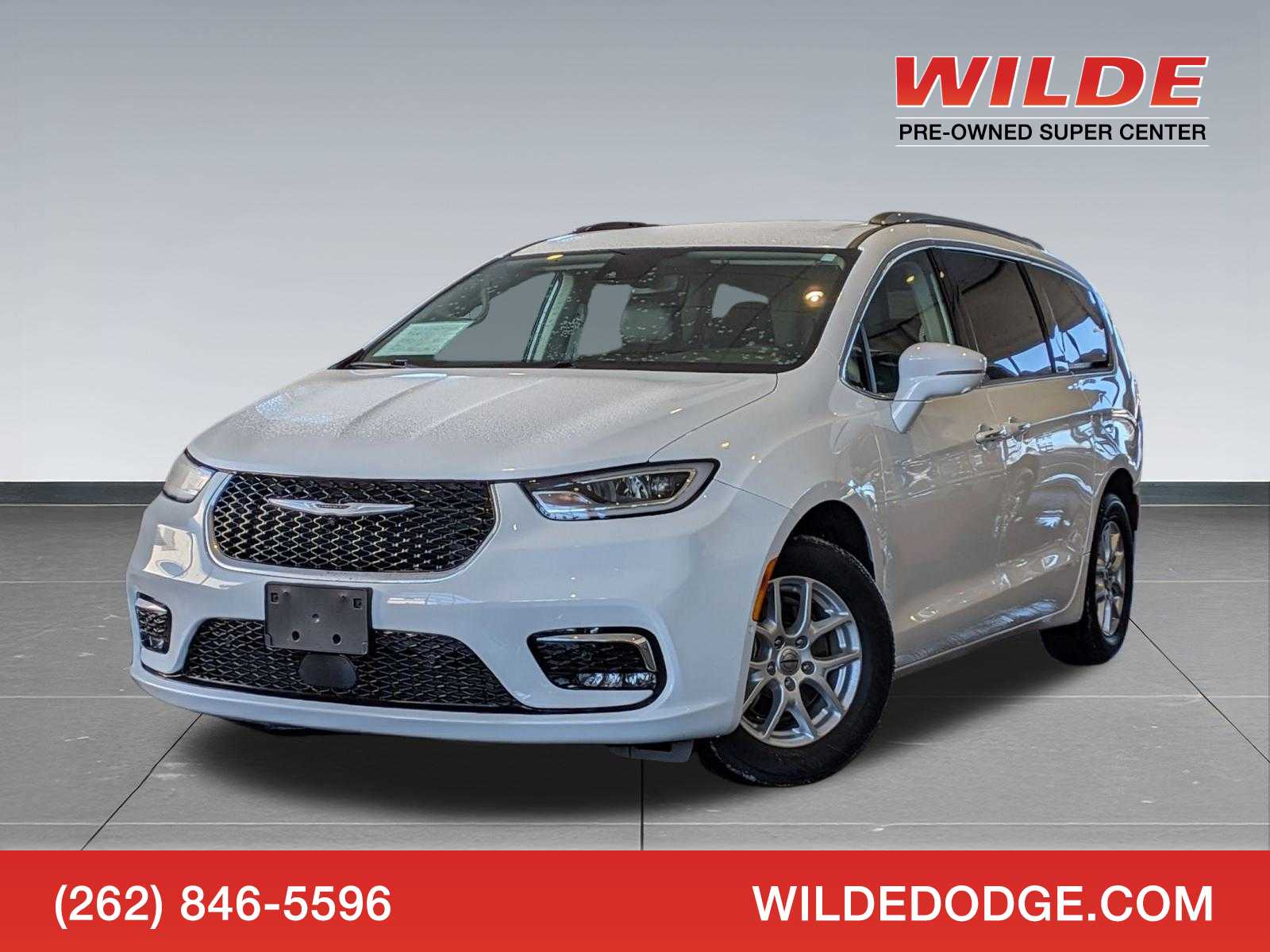 2021 Chrysler Pacifica Touring L's photo