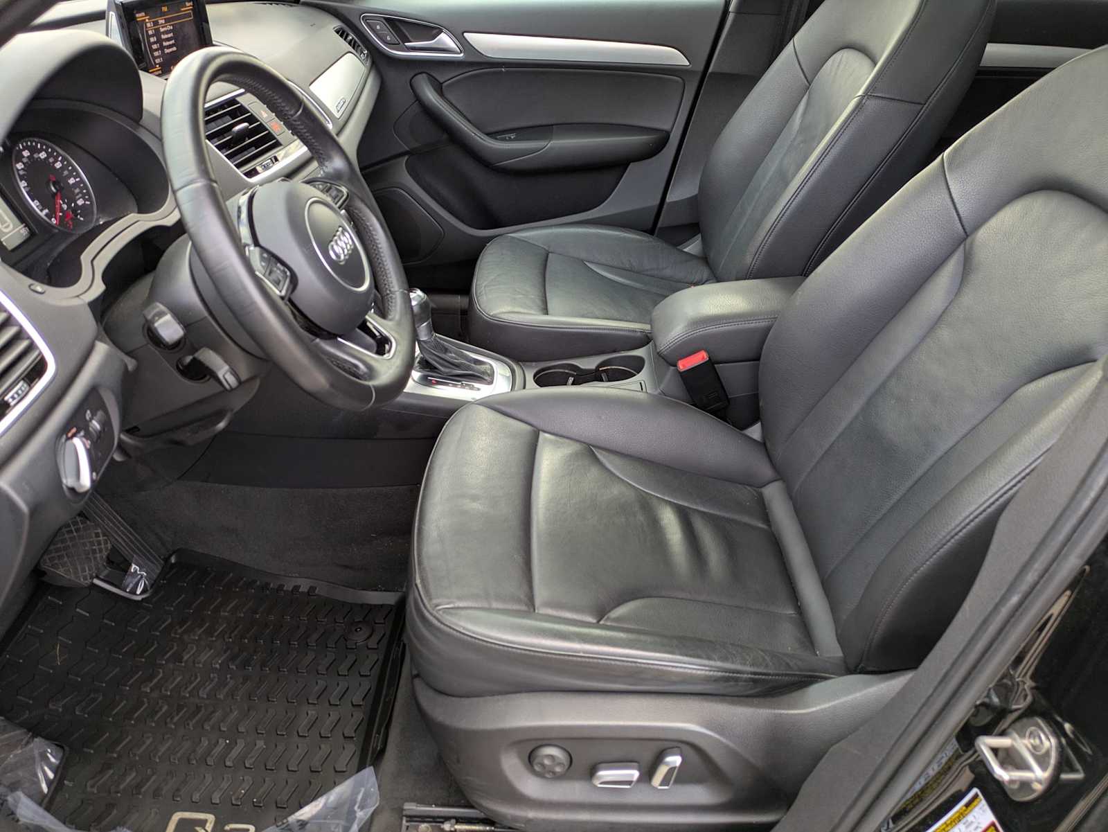 Thumbnail: 2016 Audi Q3 - 15