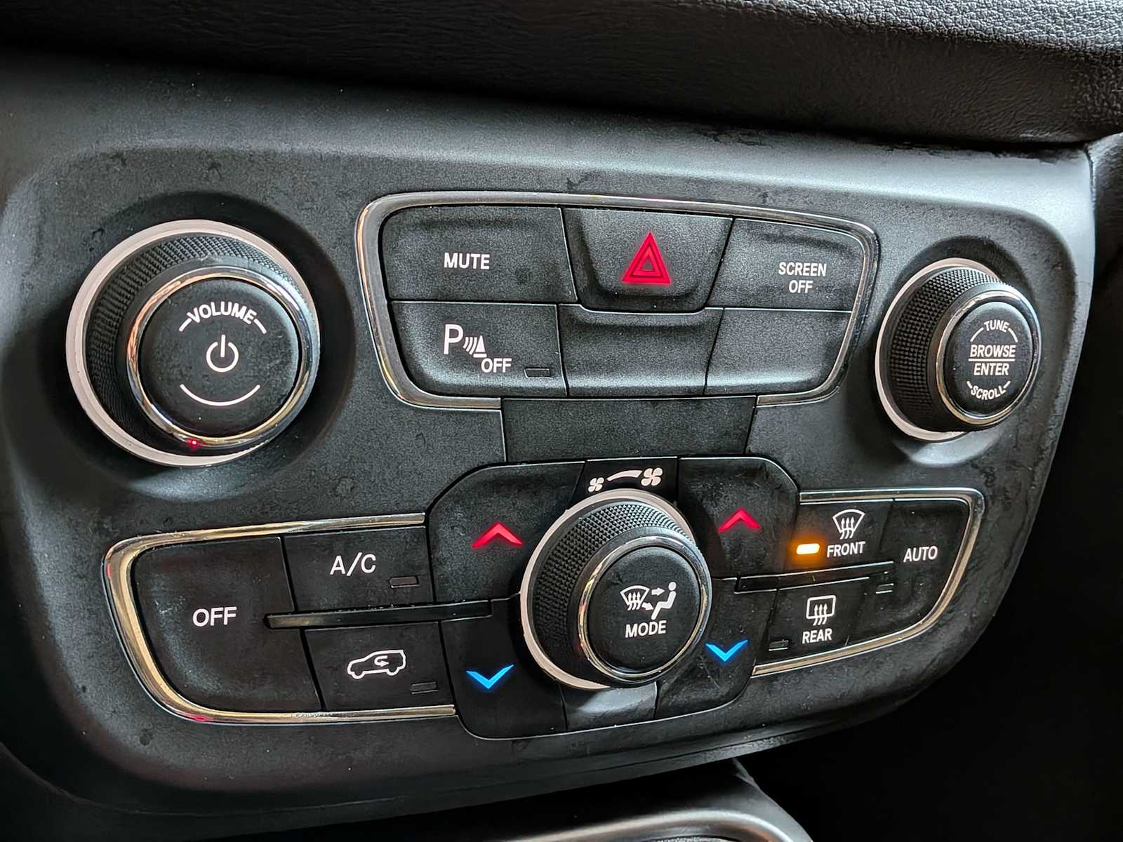 Thumbnail: 2018 Jeep Compass - 30