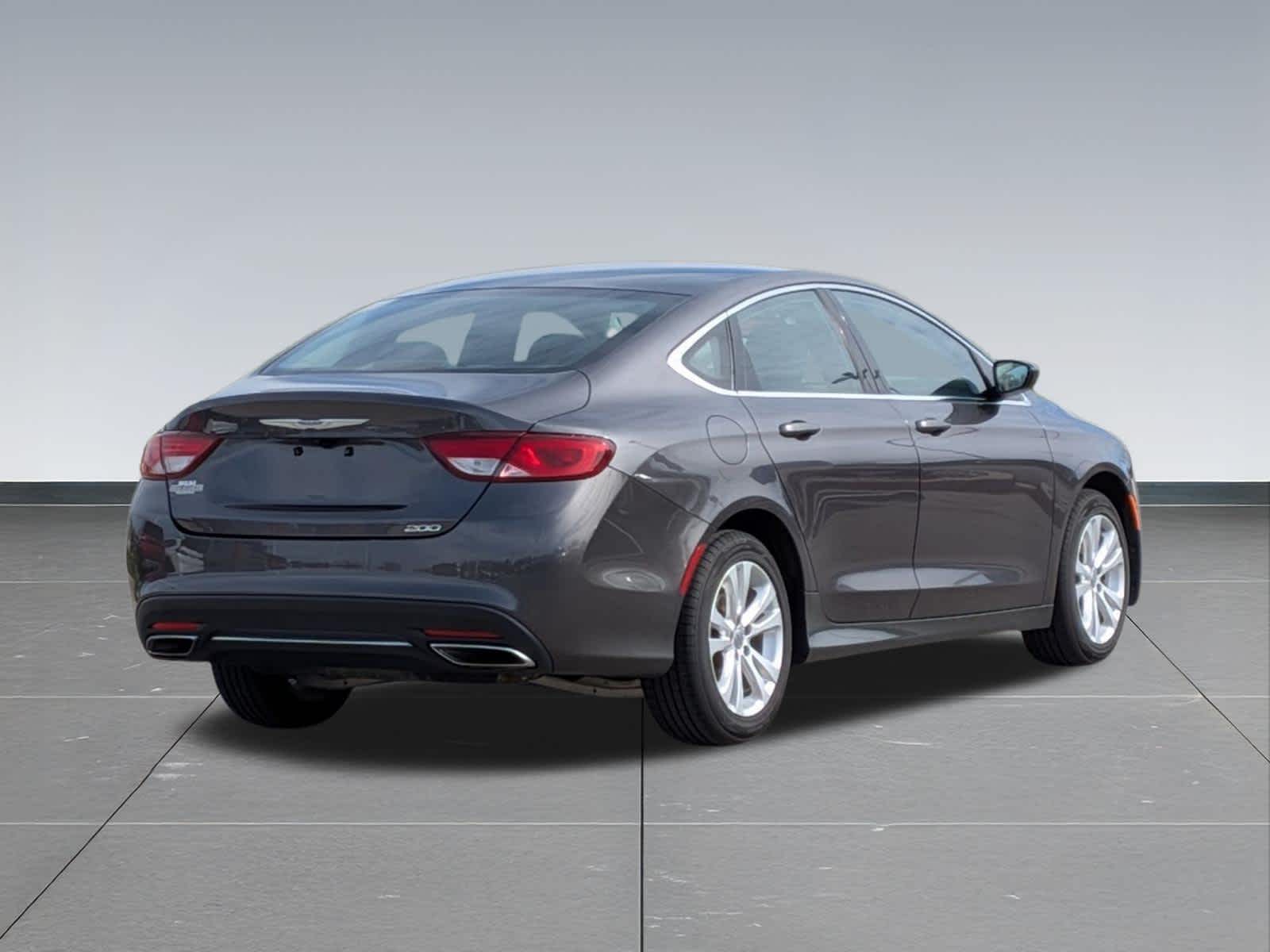 Thumbnail: 2016 Chrysler 200 - 5