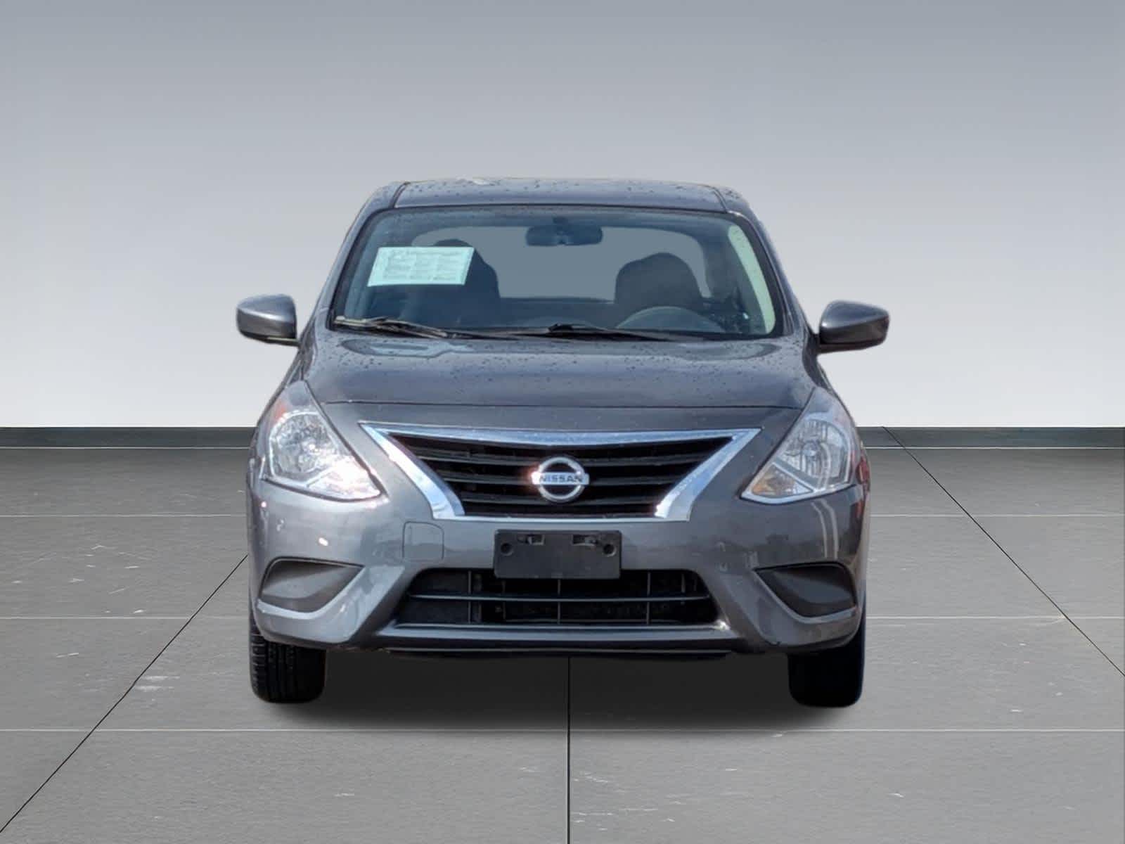 Thumbnail: 2017 Nissan Versa - 8