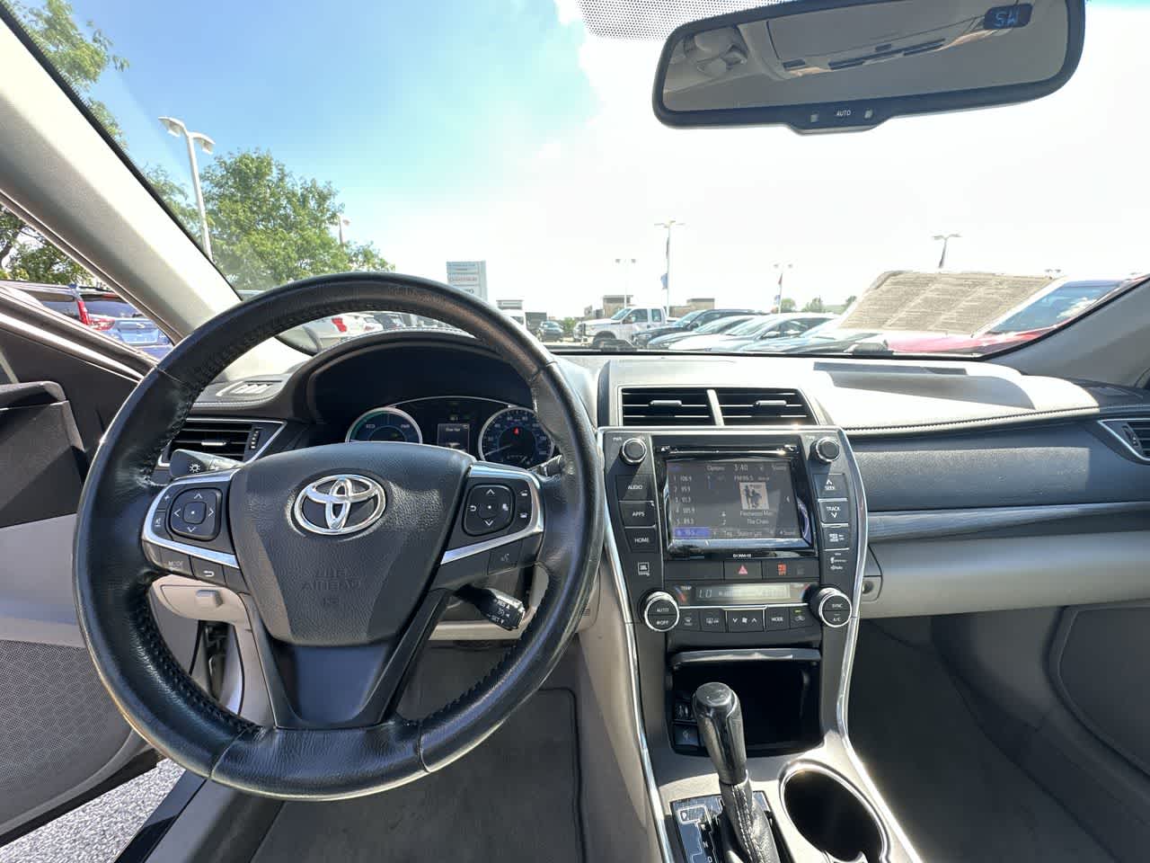 Thumbnail: 2016 Toyota Camry - 20