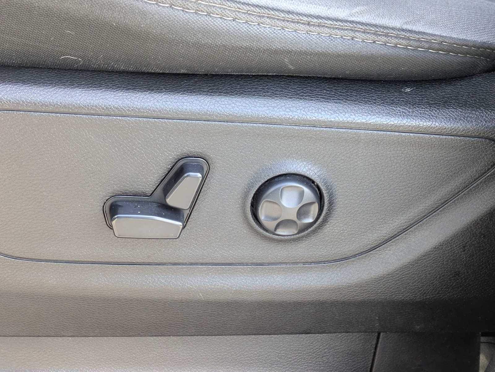 Thumbnail: 2020 RAM 1500 - 16