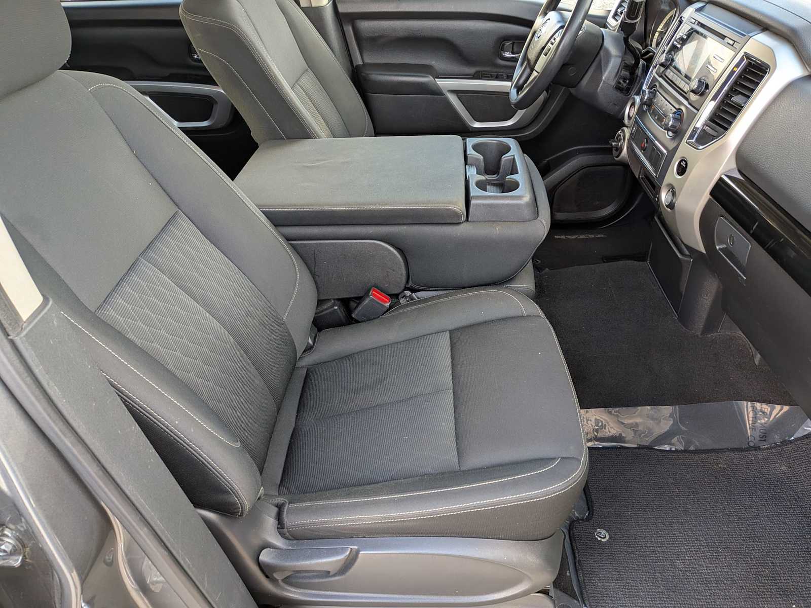 Thumbnail: 2018 Nissan Titan - 19