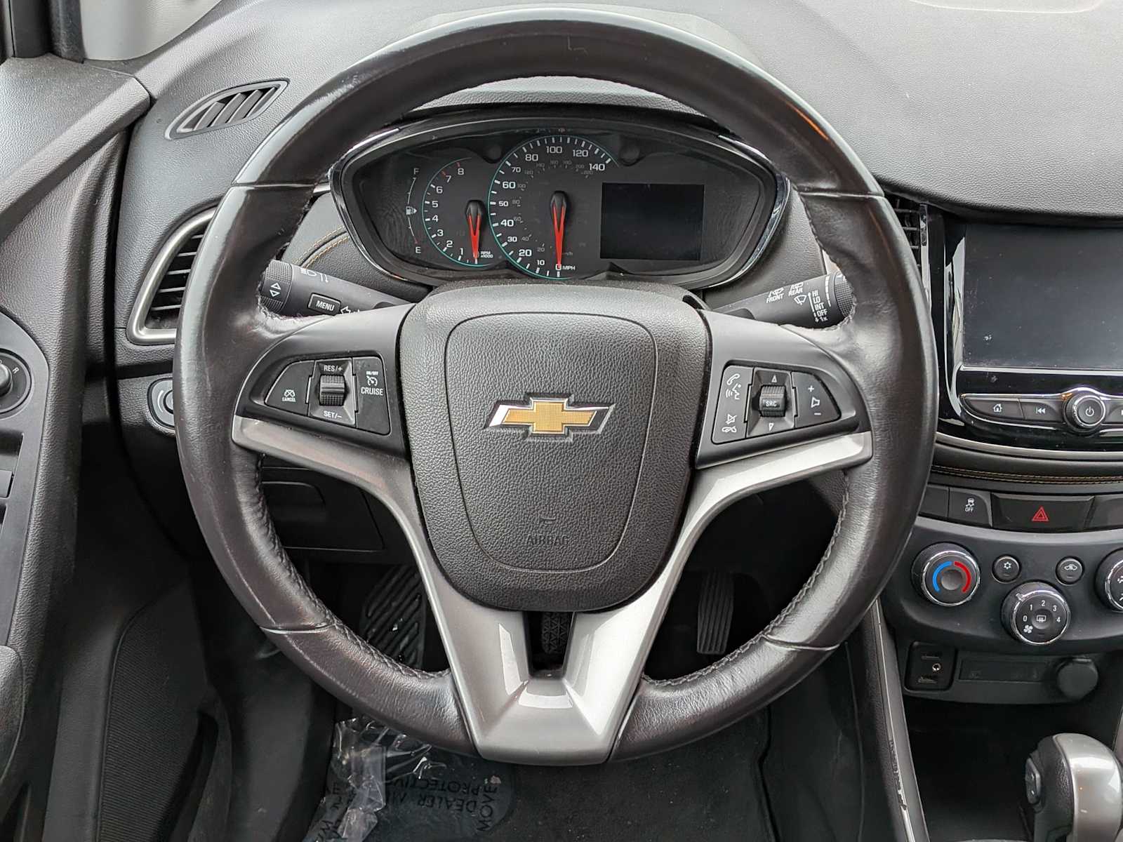 Thumbnail: 2017 Chevrolet Trax - 21