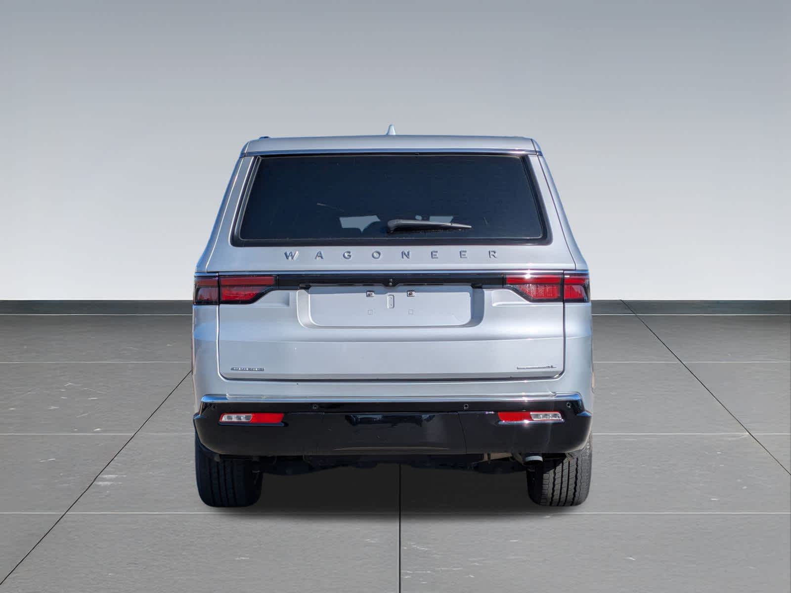 Thumbnail: 2023 Jeep Wagoneer - 5