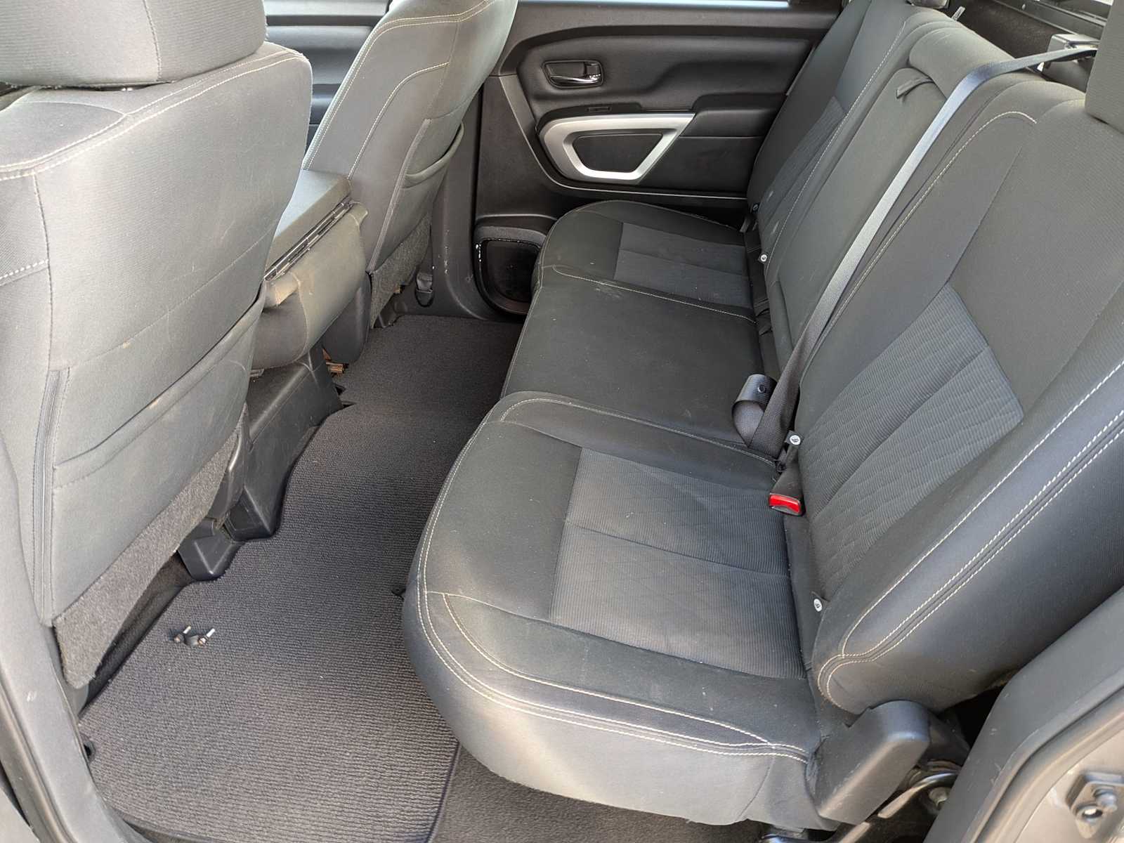 Thumbnail: 2018 Nissan Titan - 17