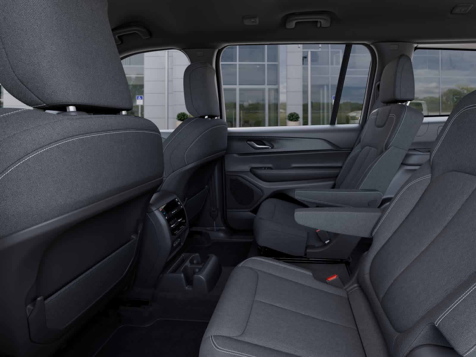 Thumbnail: 2025 Jeep Grand Cherokee L - 23