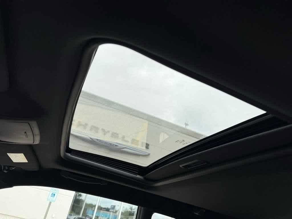 Thumbnail: 2009 Dodge Challenger - 10