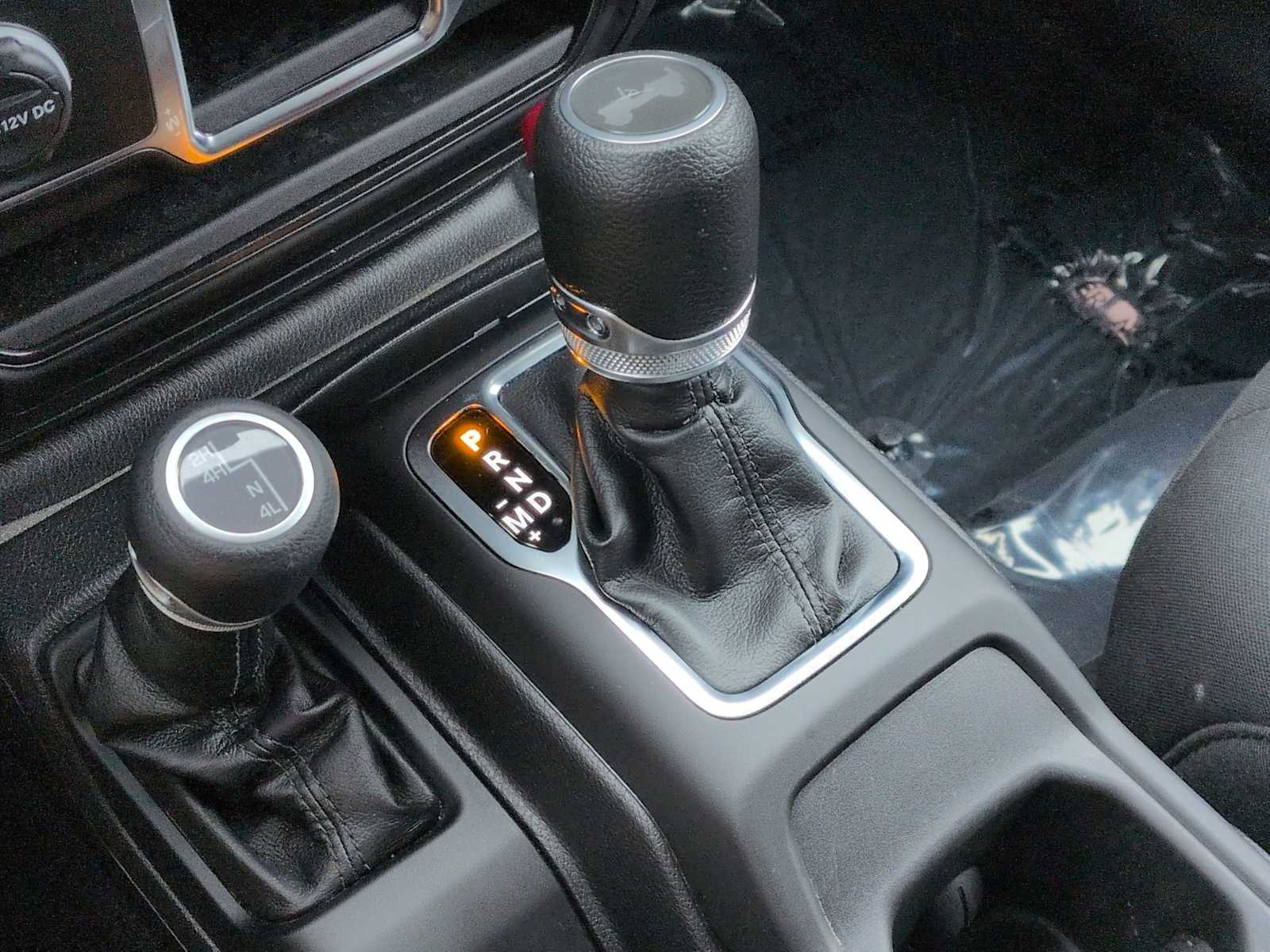 Thumbnail: 2023 Jeep Wrangler - 28