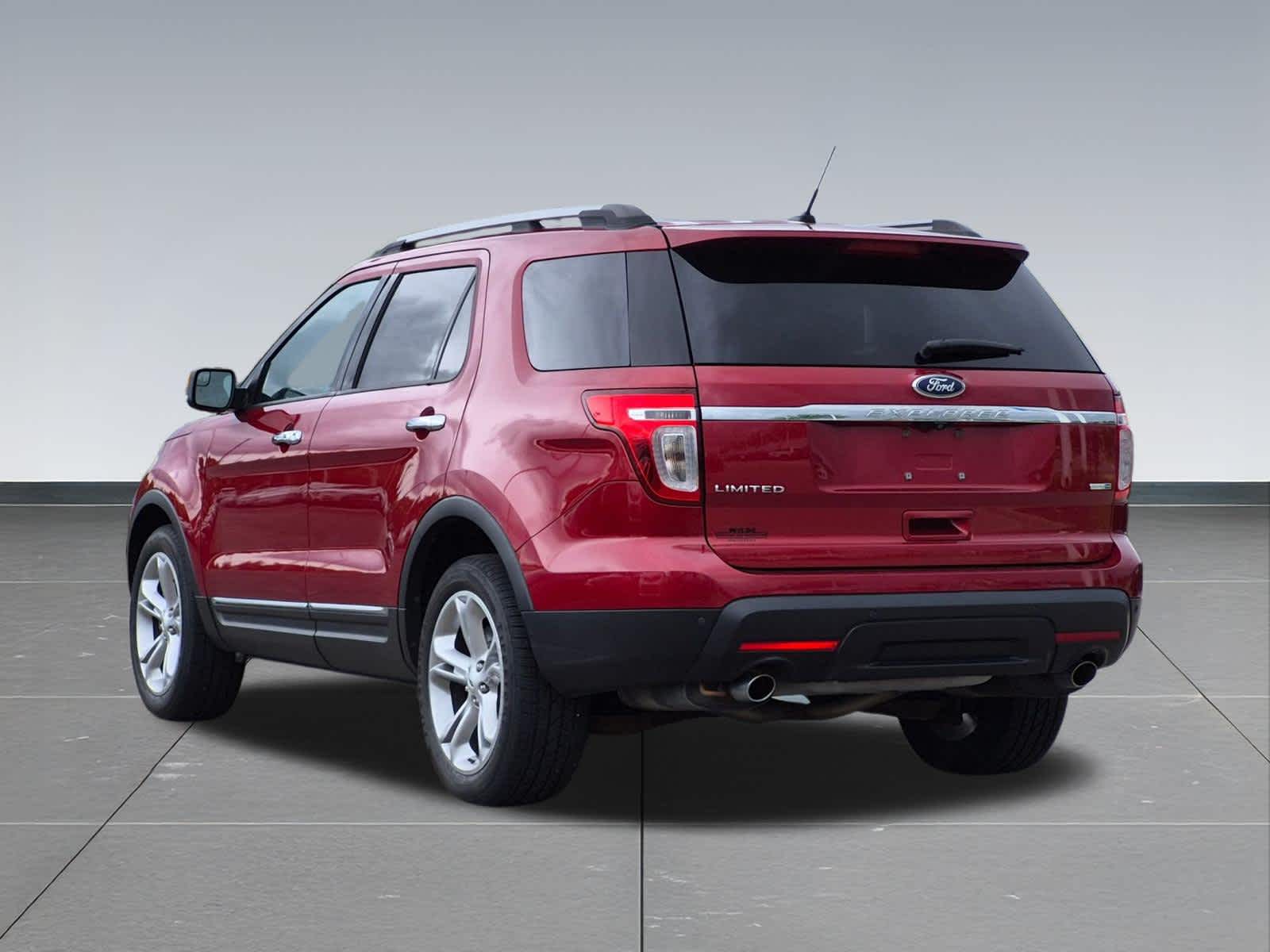 Thumbnail: 2015 Ford Explorer - 4